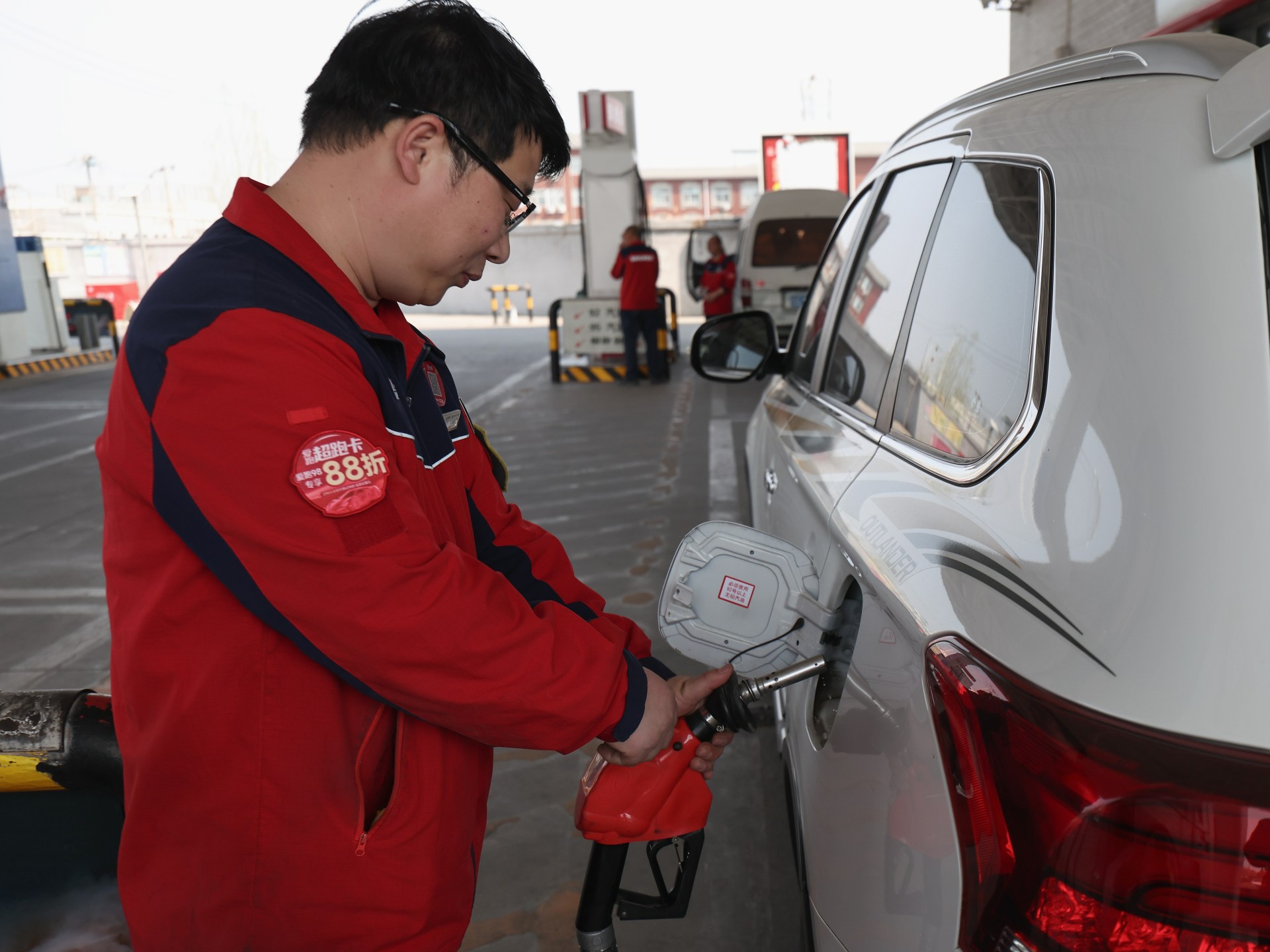 الصين ترفع أسعار البنزين والديزل للمرة الثانية خلال أسبوعين