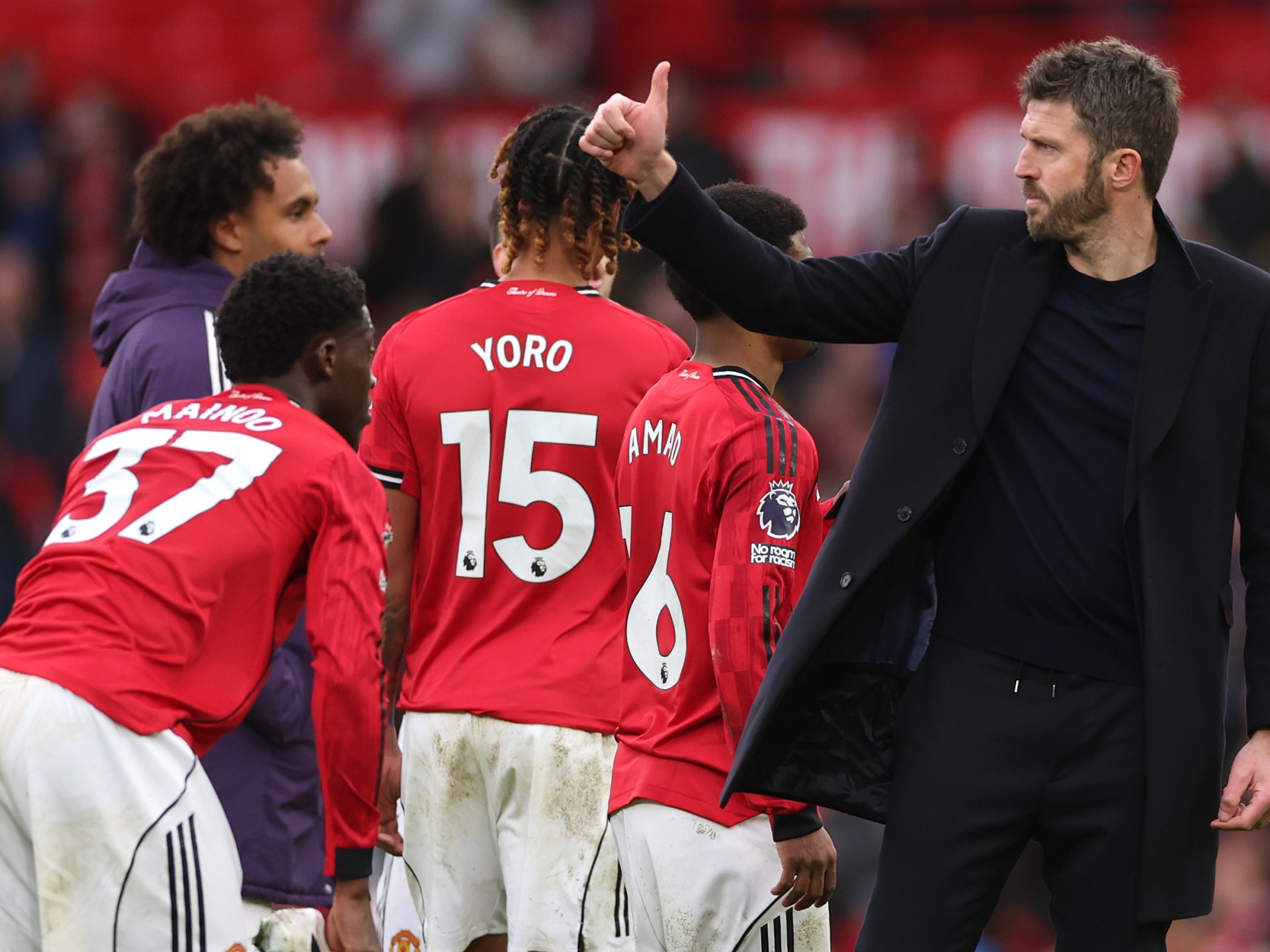 كيف حول كاريك مانشستر يونايتد من فريق متذبذب إلى قوة ضاربة بنفس اللاعبين؟