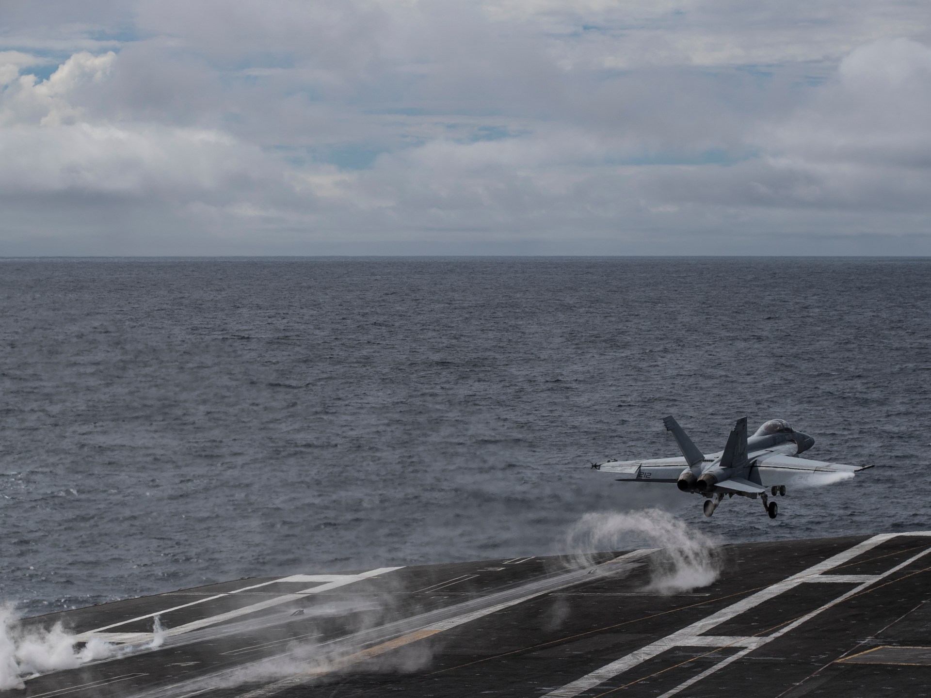 الدبلوماسية بمظلة عسكرية.. رسائل التهديد المتبادلة تسبق الوفدين لإسلام آباد