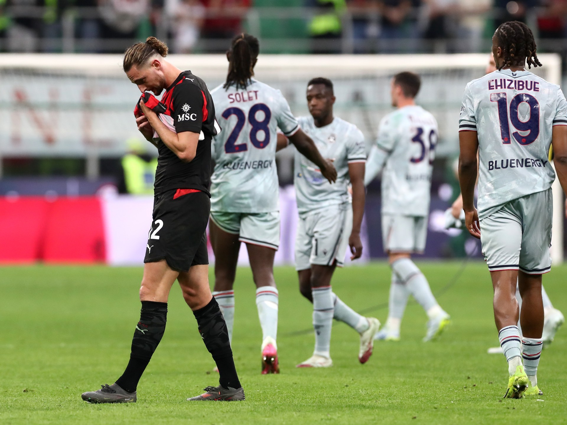 شاهد.. أودينيزي يضرب ميلان بثلاثية في الدوري الإيطالي