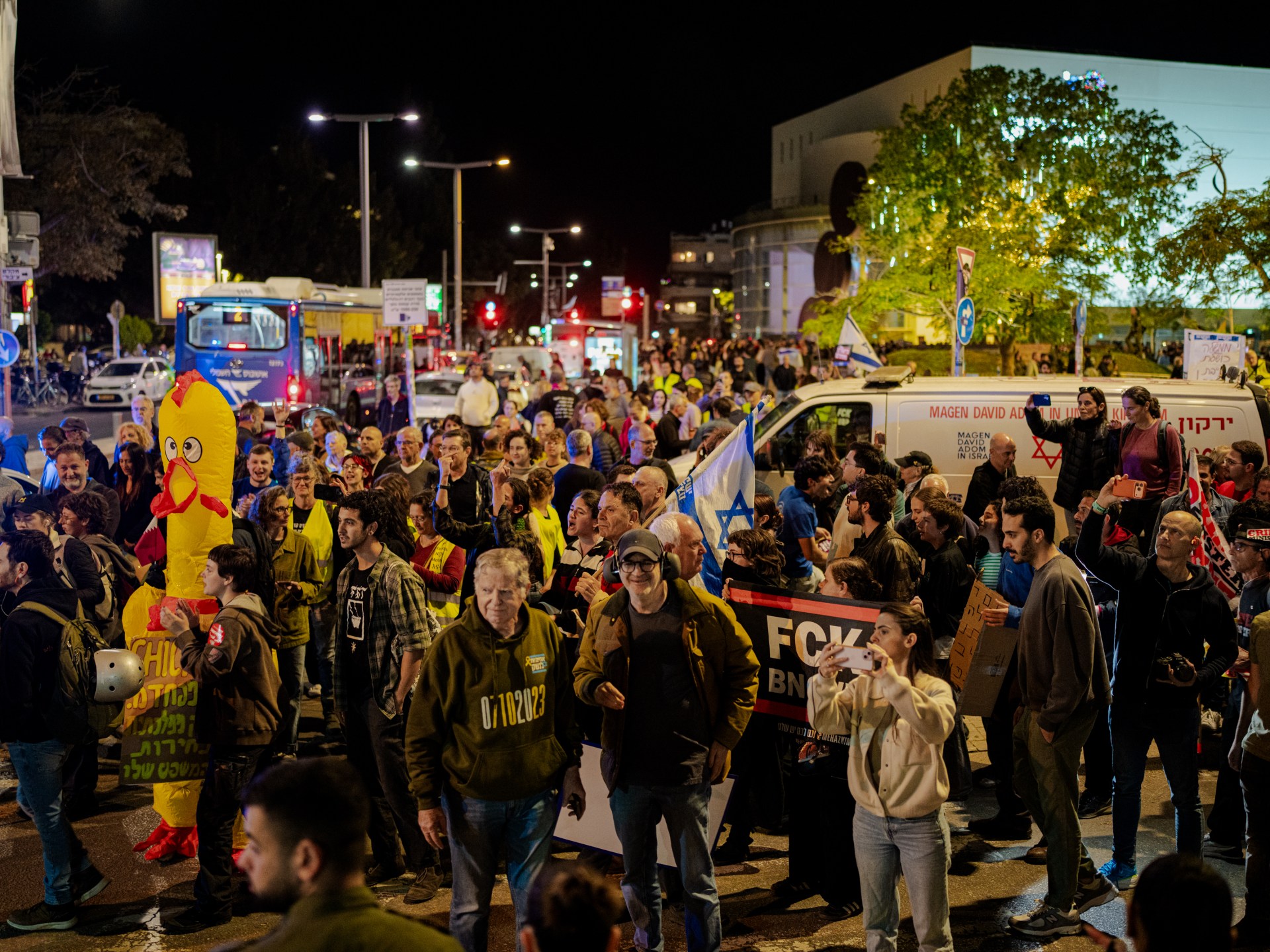 آلاف المتظاهرين في تل أبيب رفضا لـ"حرب إسرائيل الأبدية"