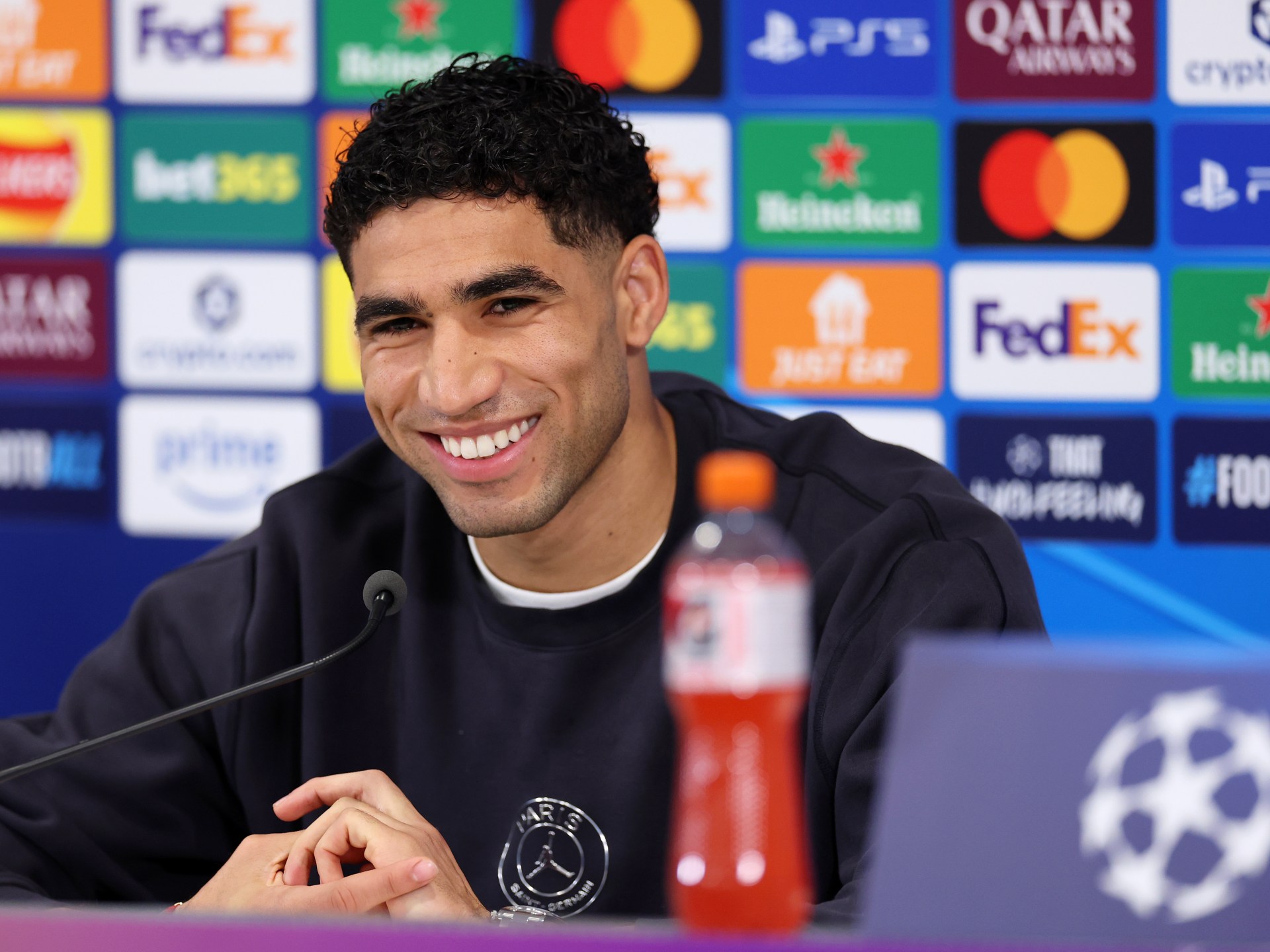 المغربي أشرف حكيمي "مطمئن البال" بخصوص إحالته إلى المحاكمة