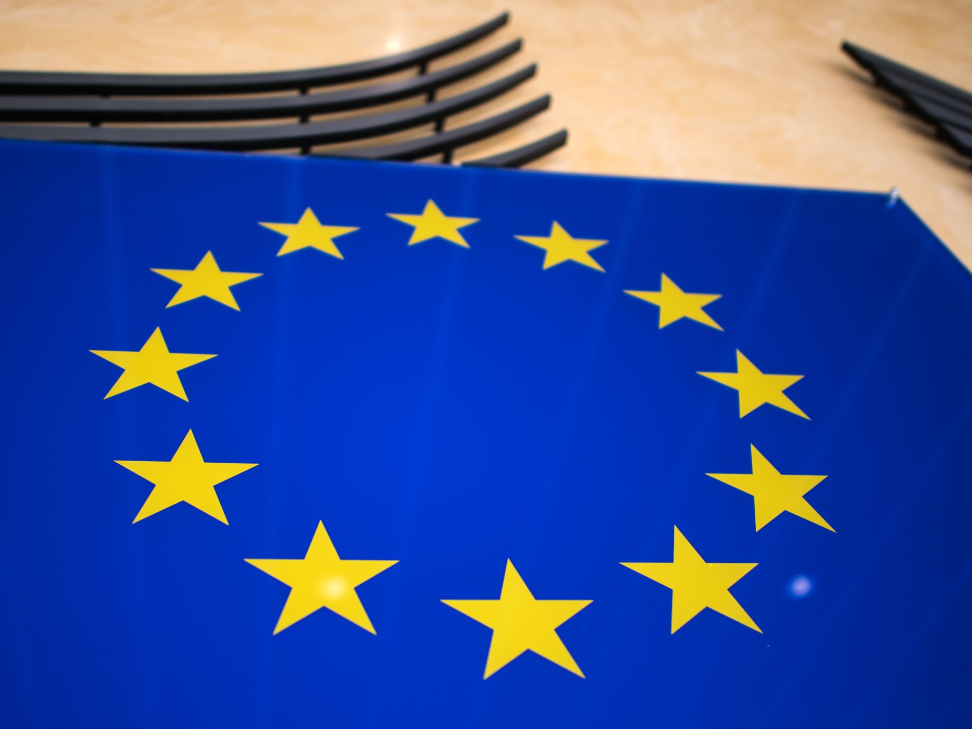 تصدع "العلاقة الخاصة".. حرب إيران تدفع بريطانيا للعودة إلى أحضان أوروبا