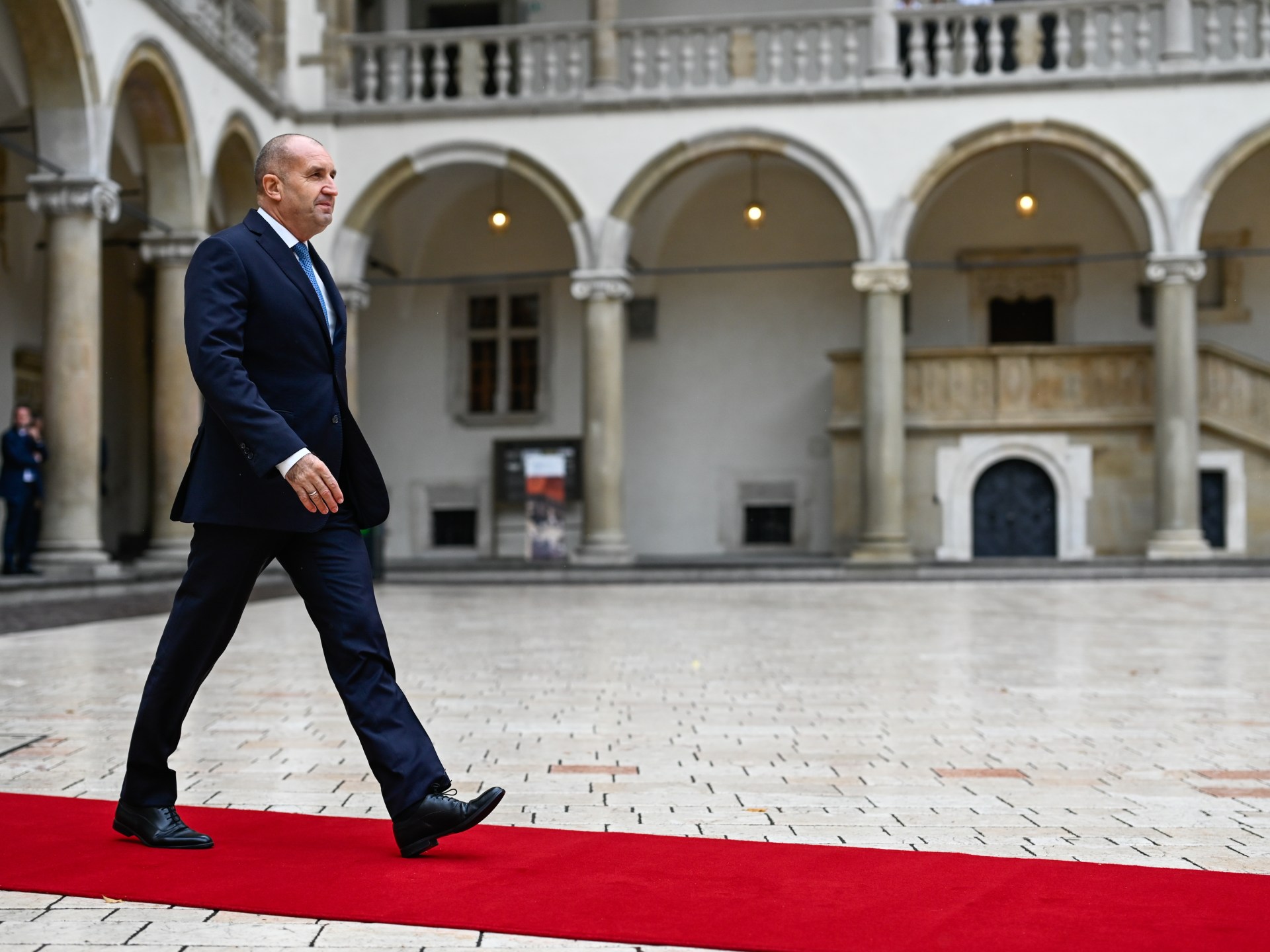 راديف رئيسا للحكومة.. هل نحن أمام "أوربان جديد" في بلغاريا؟