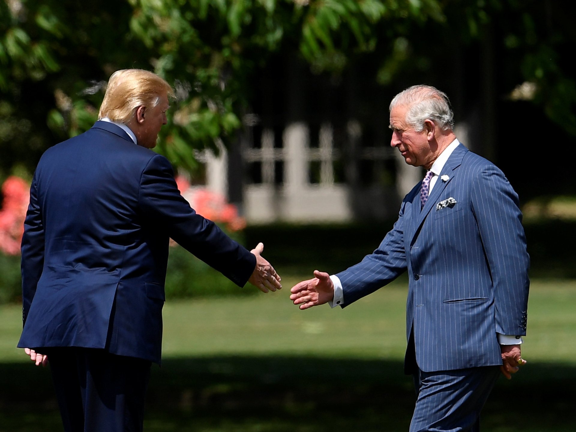 هل تتحول زيارة الملك تشارلز لأمريكا إلى أزمة دبلوماسية؟