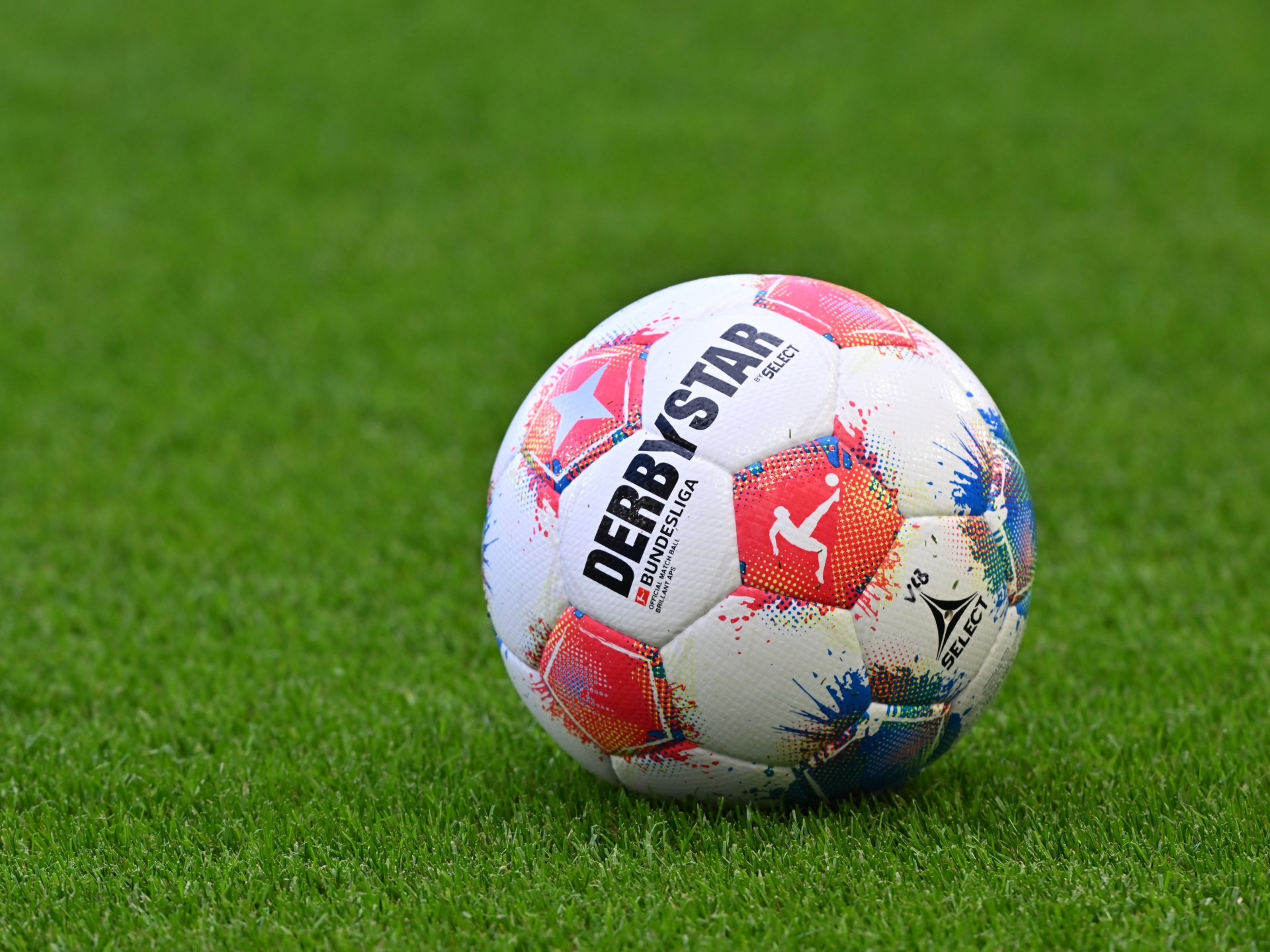 لجنة الحكام الألمانية تحسم تطبيق "قانون فينيسيوس" بعد المونديال