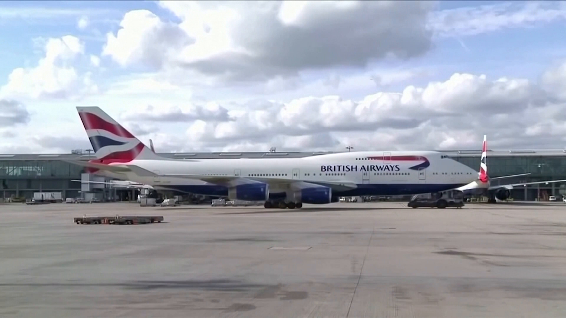 تحذيرات من شلل محتمل بقطاع الطيران الأوروبي جرّاء نقص الوقود