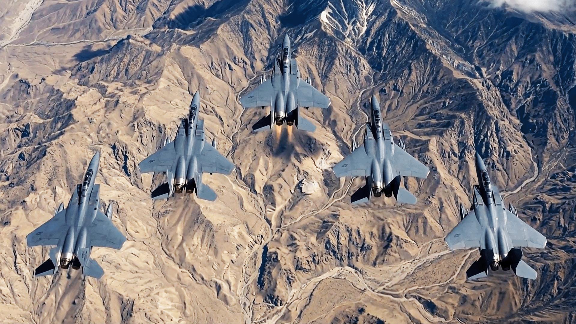 تعرف على مواصفات "إف 15 سترايك إيغل" التي أسقطتها إيران