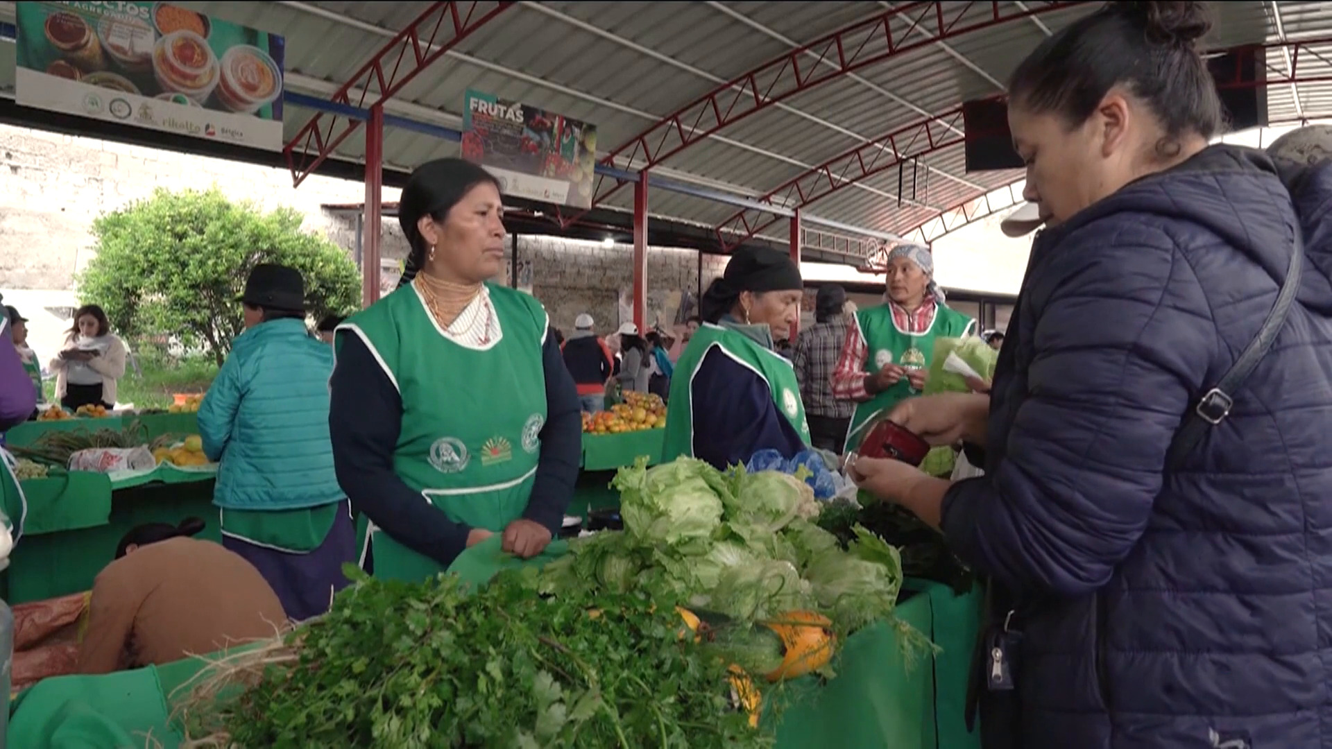 من مضيق هرمز إلى موائد العالم.. أسعار الغذاء ترتفع وتحذيرات من موجة غلاء