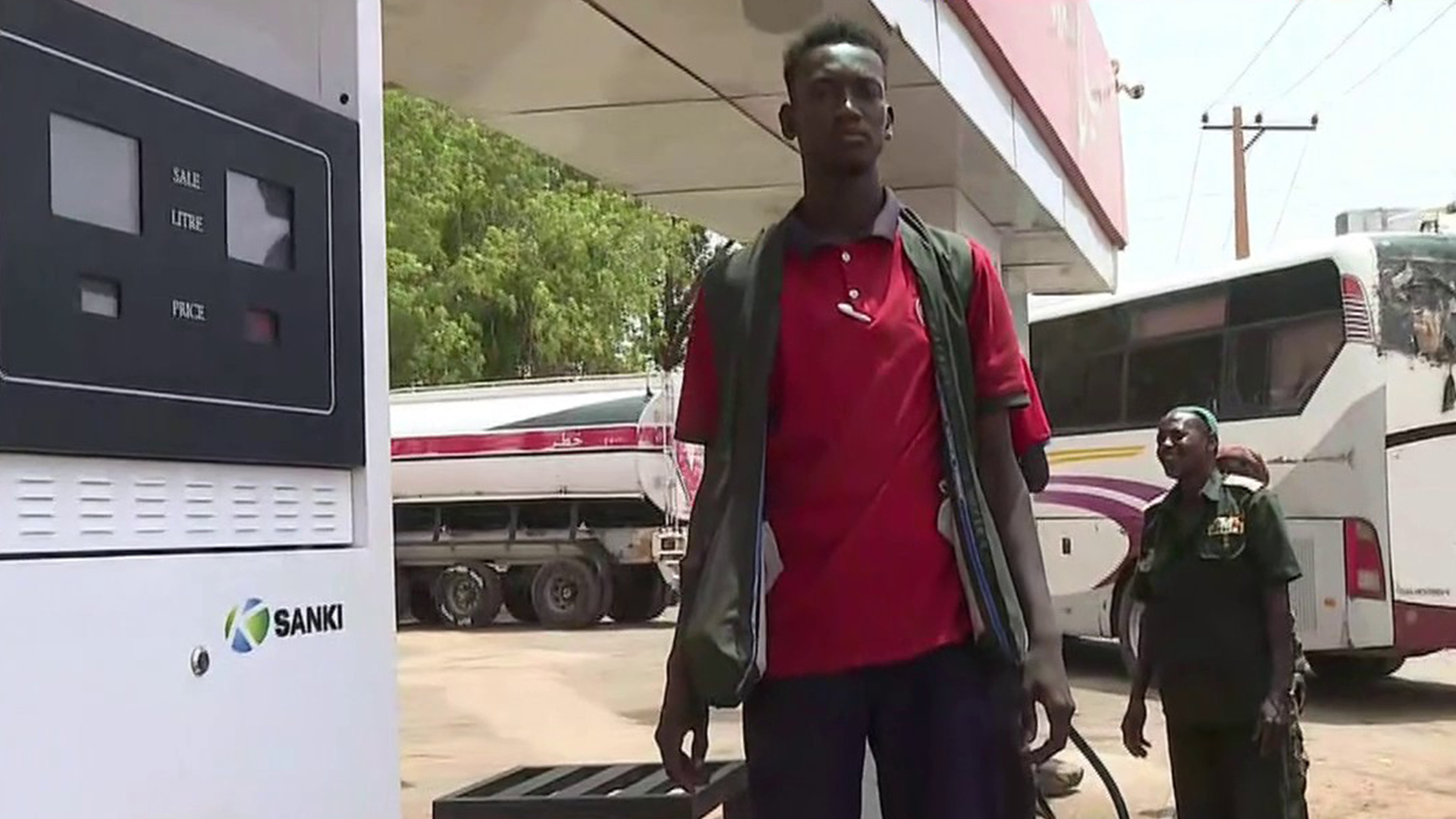 تداعيات حرب إيران.. ارتفاع أسعار الوقود ترهق جيب المواطن السوداني