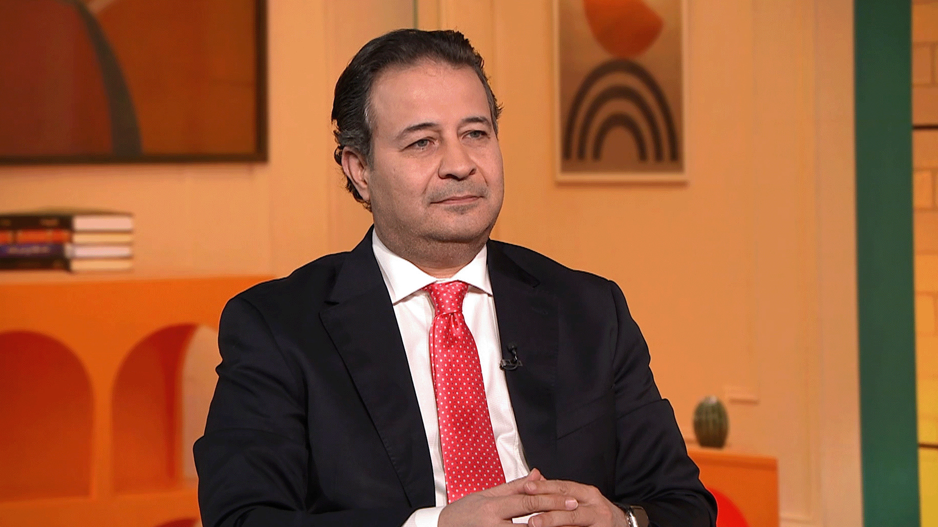 هندسة التدين.. كيف توظف الأنظمة العربية المدارس الدينية لمصالحها؟