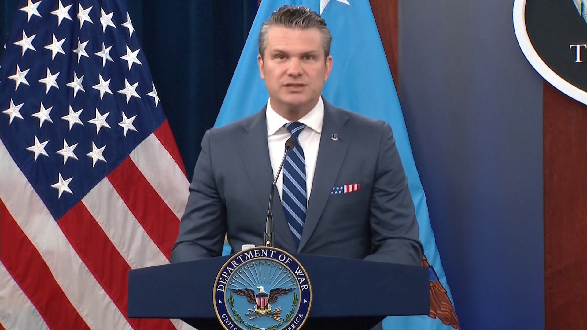 وزير الدفاع الأمريكي: أقول لإيران إن عليها اختيار إبرام صفقة باتت في متناول اليد