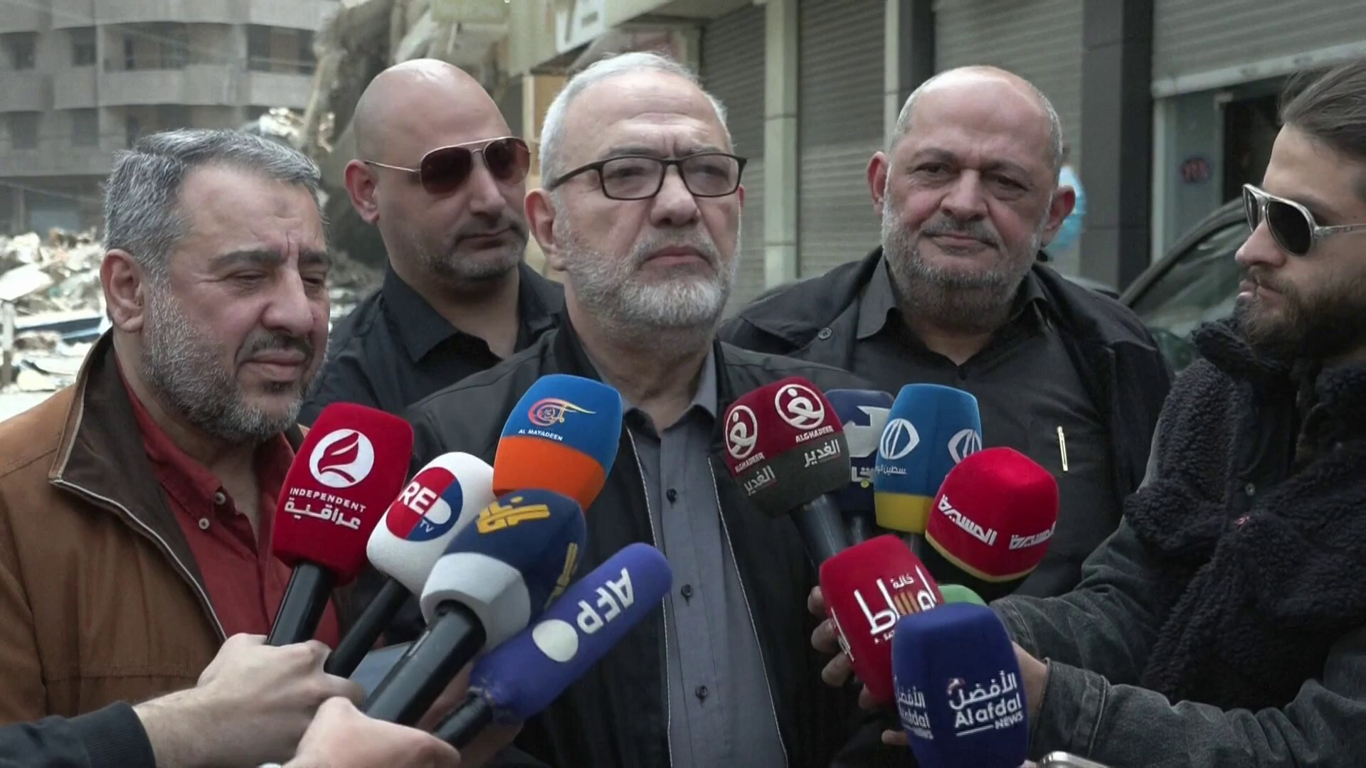 قيادي بحزب الله: نشترط انسحابا إسرائيليا فوريا ولن نسكت على الخروقات