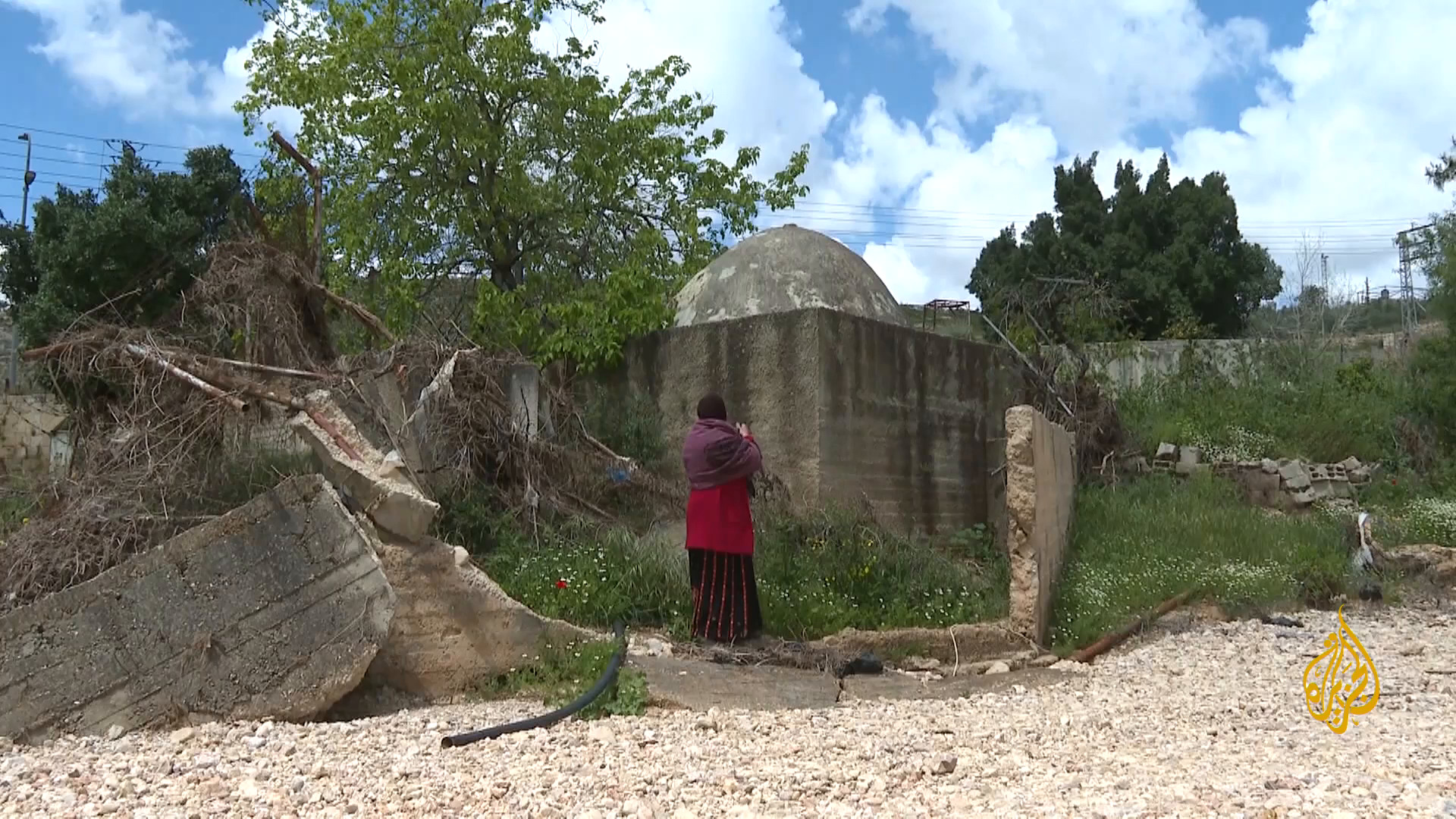 رأس كركر: صمود تحت الحصار و"تهجير ناعم" يطوّق الحياة