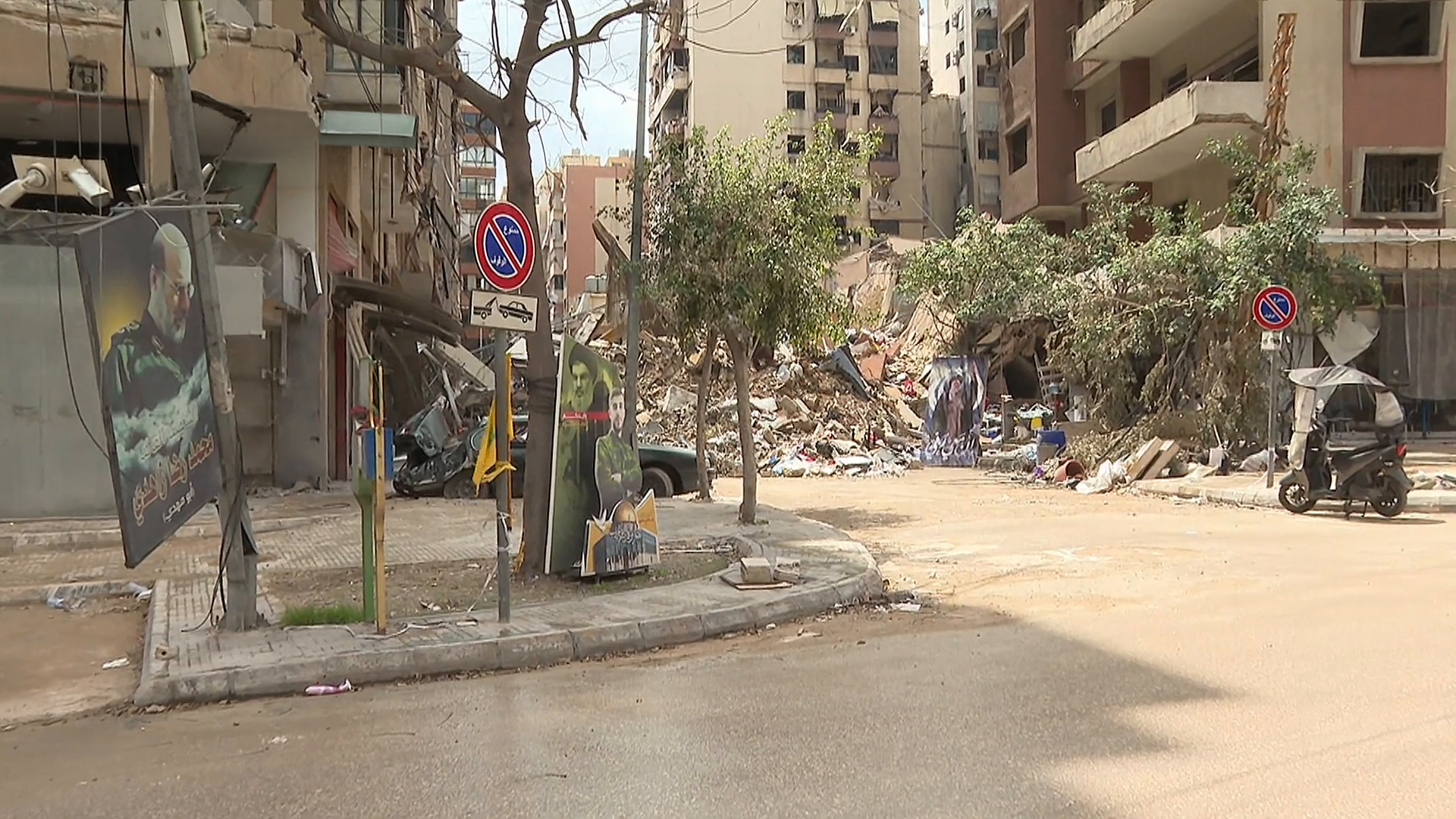 للمرة الأولى بعد الهدنة.. كاميرا الجزيرة ترصد الأوضاع في بلدة بئر العبد