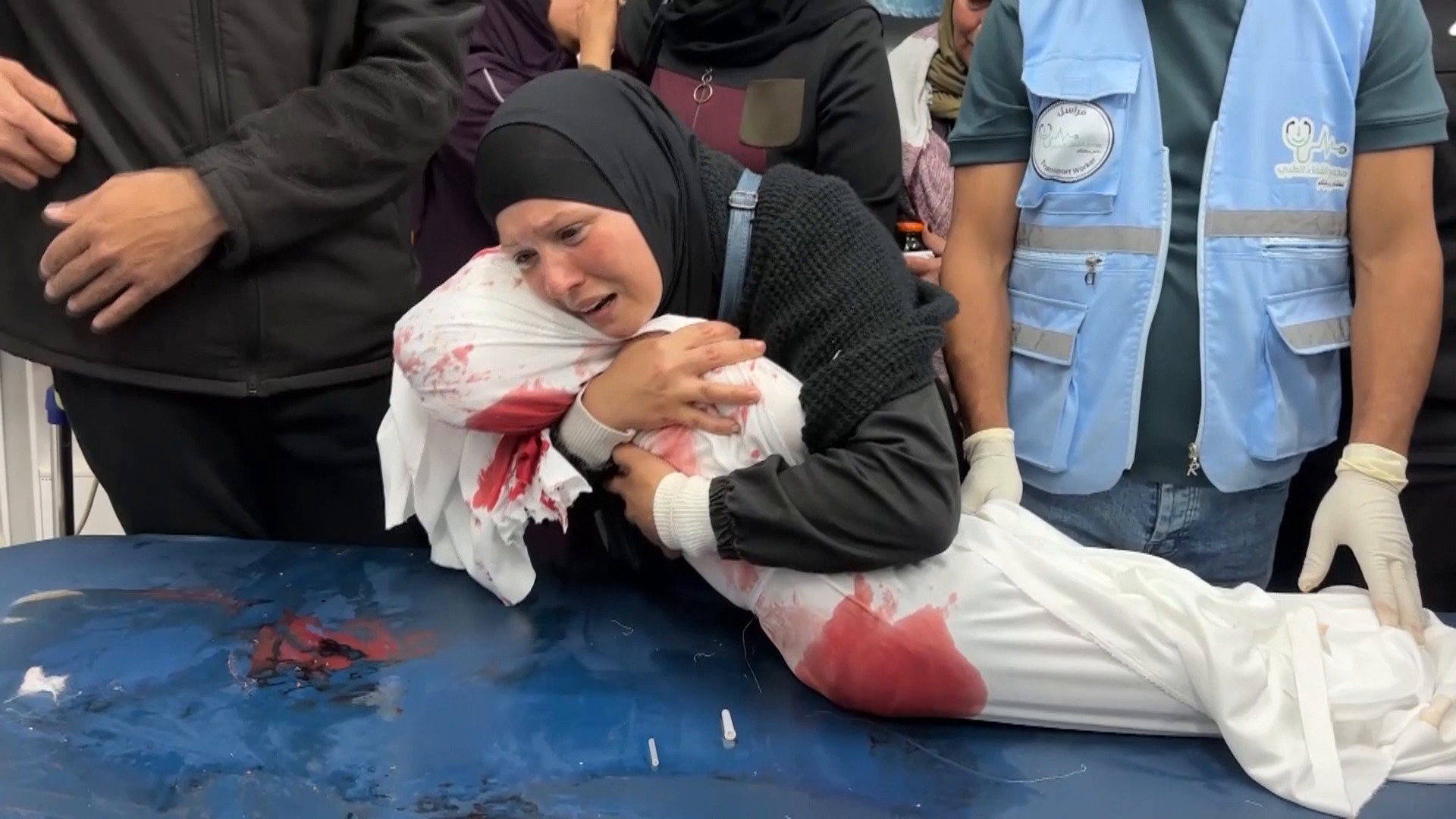 غزيون: لم نعرف الهدنة والقصف مستمر بلا توقف