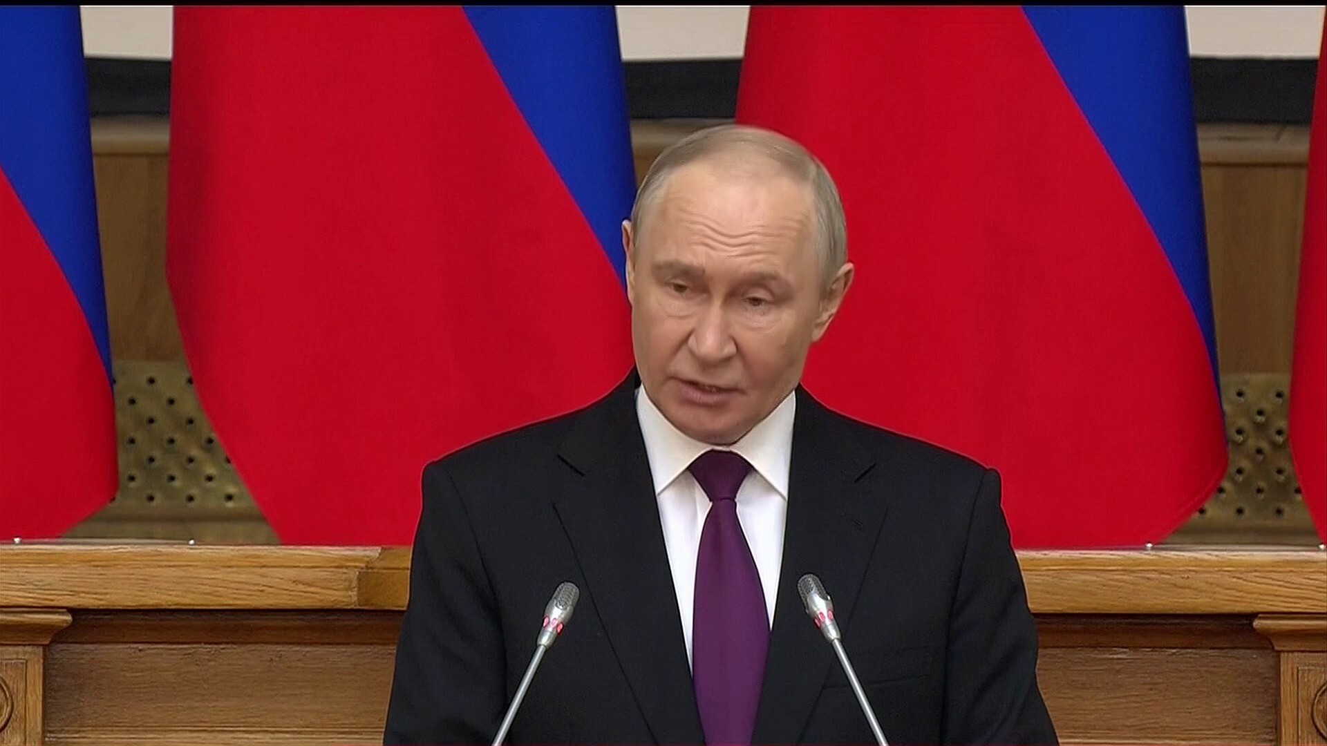 بوتين: بوحدتنا واجهنا التحديات والأعداء لا يفهمون روسيا