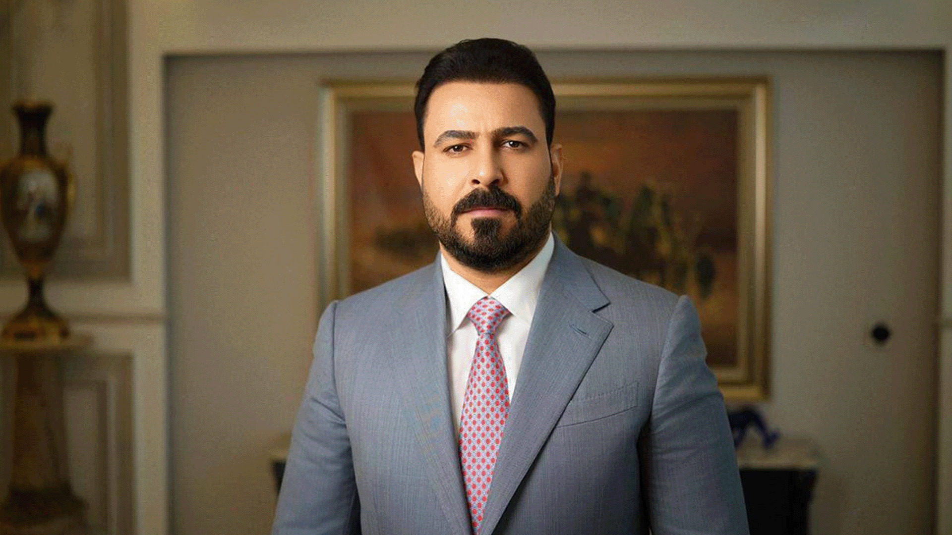 من هو علي الزيدي المكلف بتشكيل الحكومة العراقية الجديدة؟