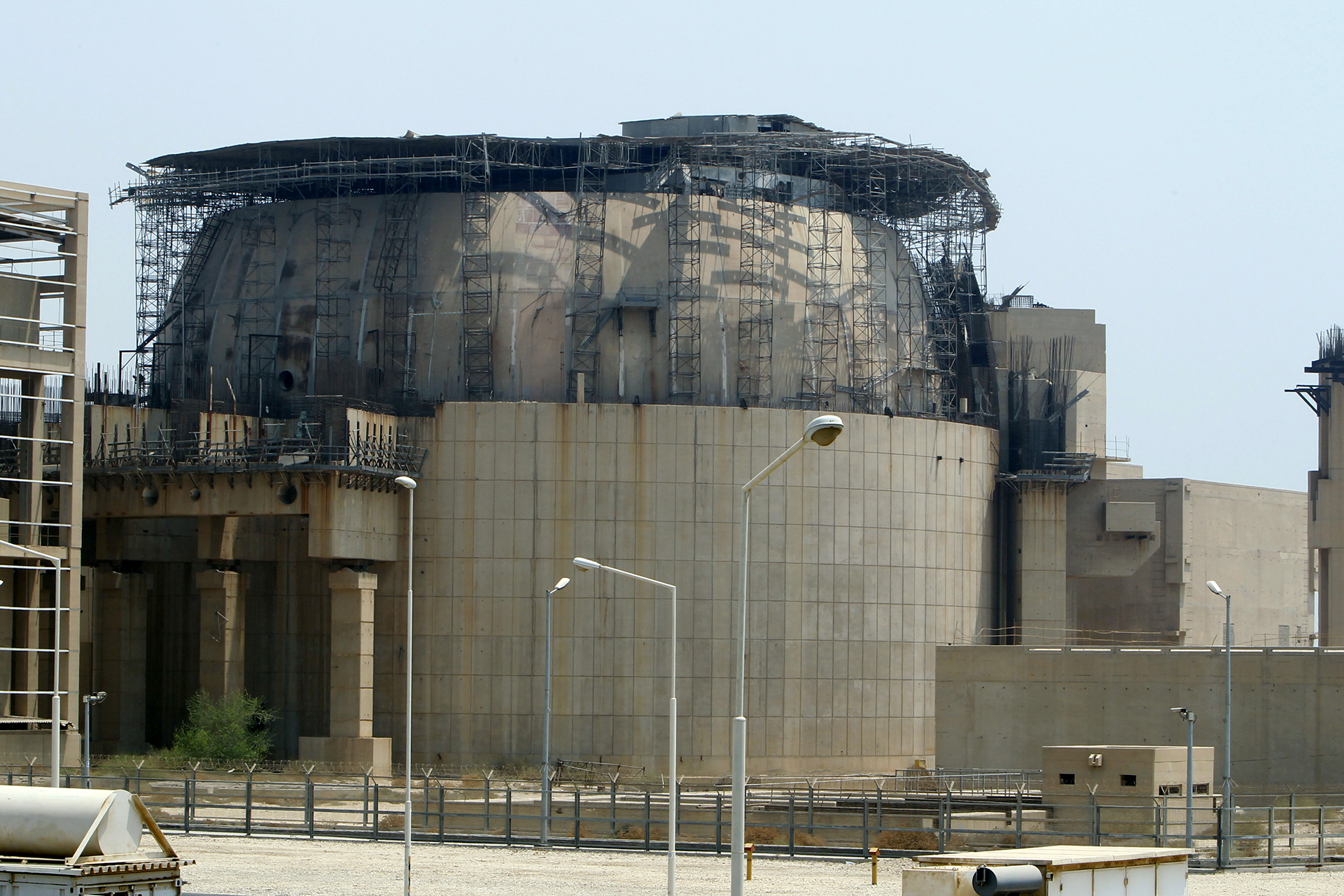 روسيا توجه رسالة شديدة اللهجة لإسرائيل بسبب الهجوم على مفاعل بوشهر