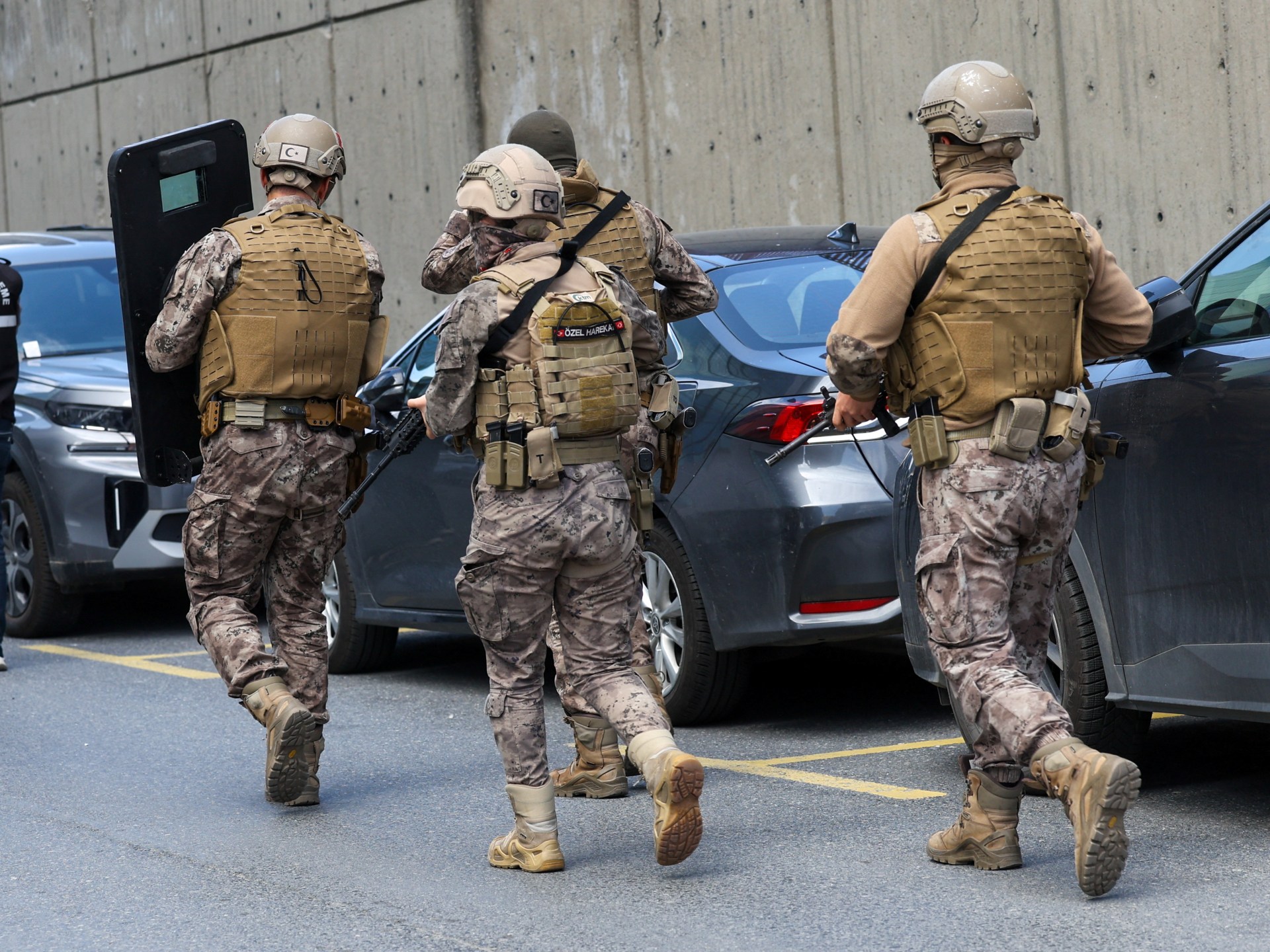 الشرطة التركية تعتقل 90 شخصا في حملة على تنظيم الدولة