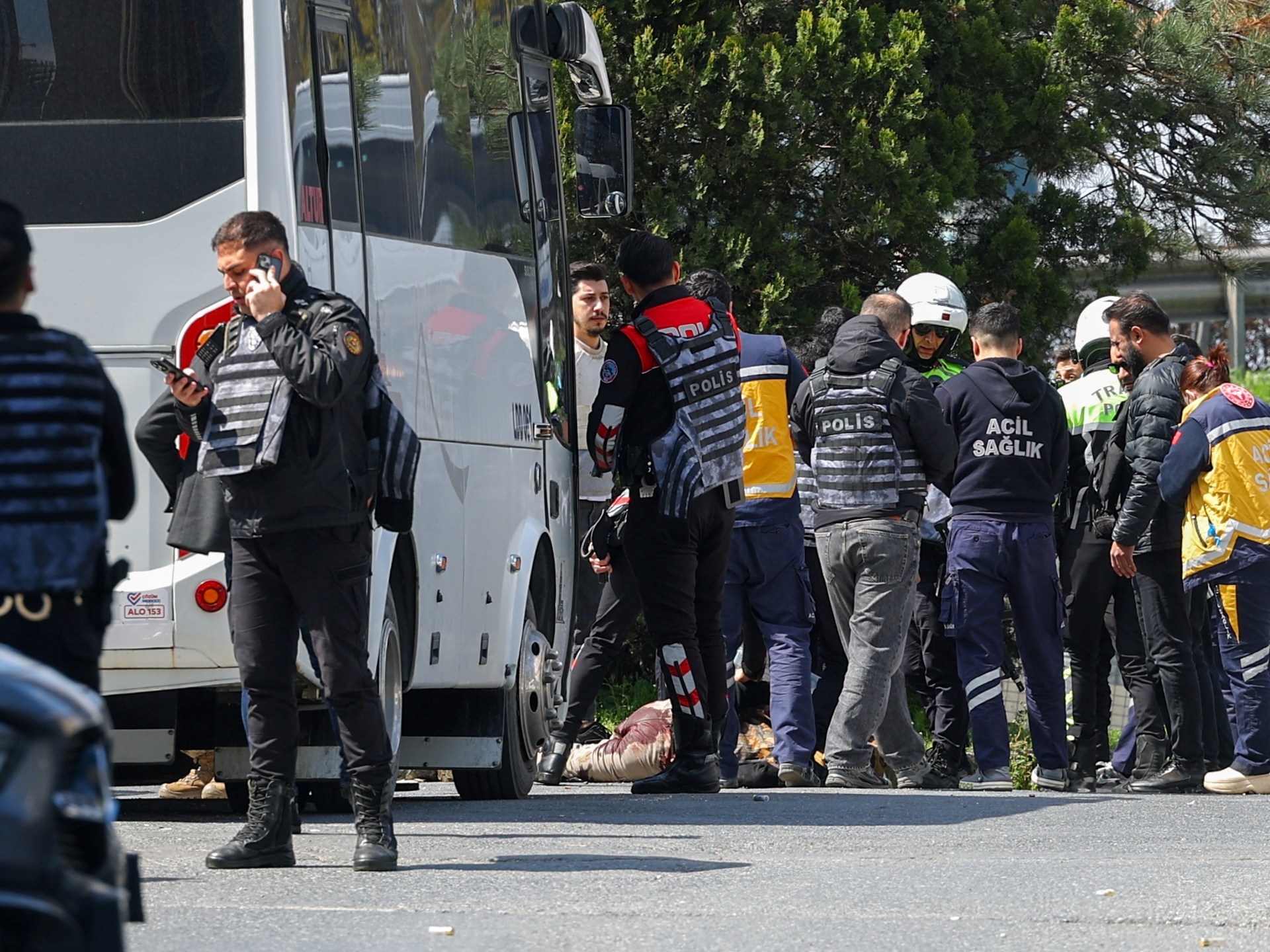 3 قتلى في إطلاق نار قرب القنصلية الإسرائيلية في إسطنبول
