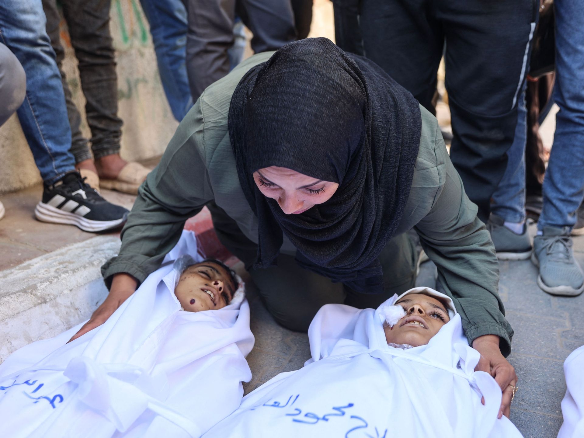 سؤال وجواب.. كيف يستغل نتنياهو حروب المنطقة لفرض واقع جديد بغزة؟