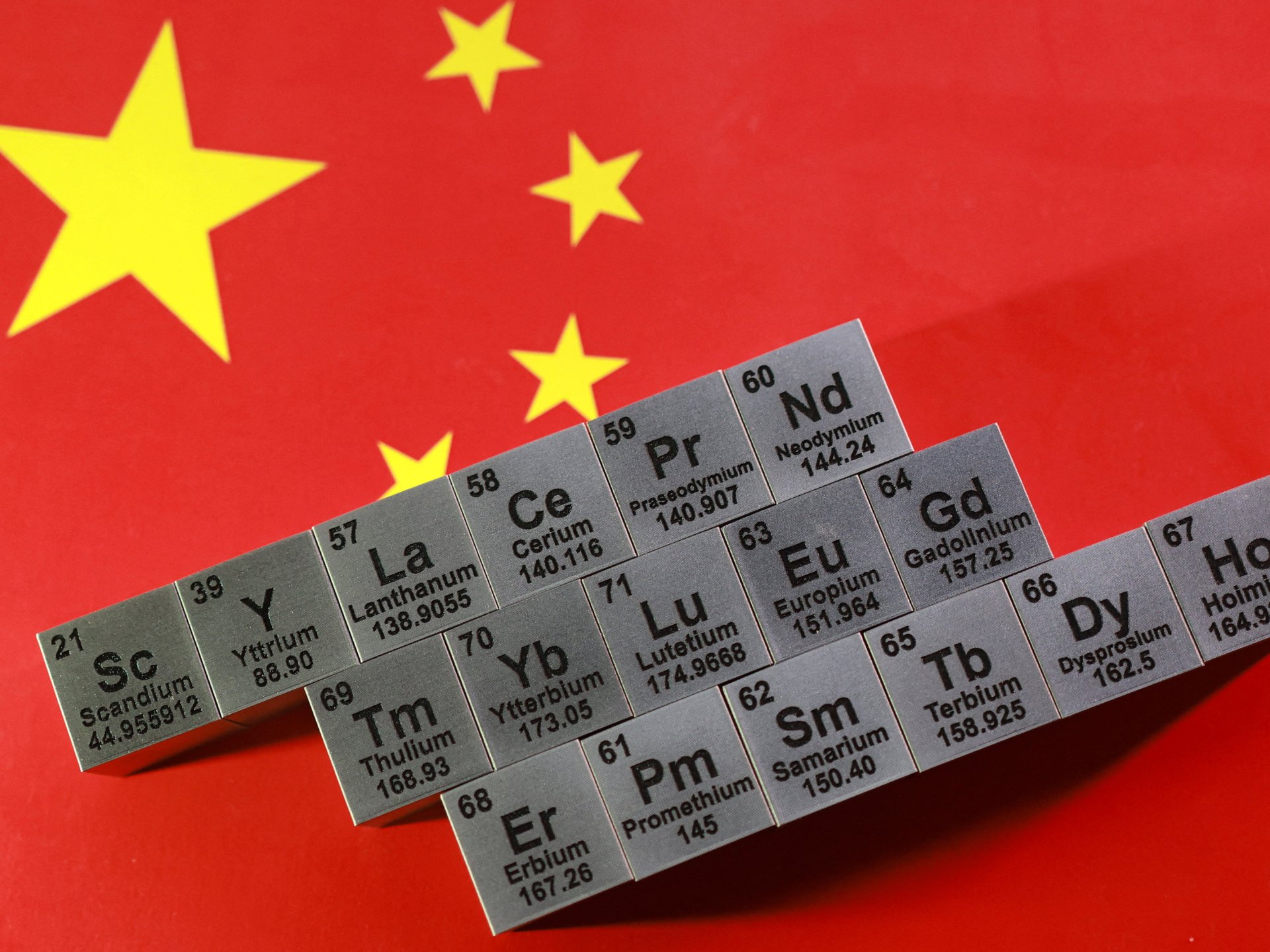 انخفاض كبير في صادرات الصين من المعادن النادرة إلى اليابان