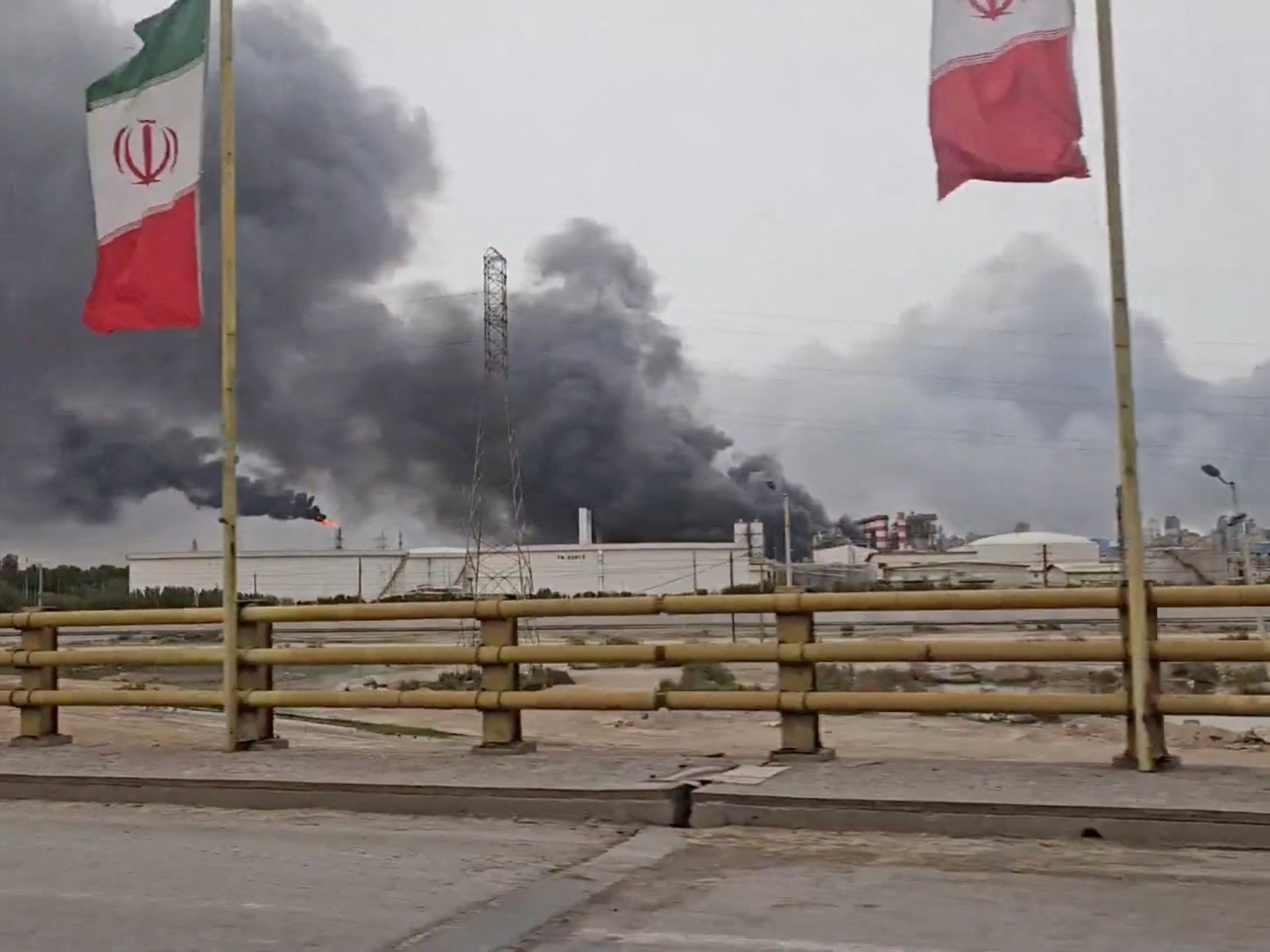 خبير عسكري: هذه المؤشرات توحي بتصعيد أمريكي بعد انتهاء المهلة