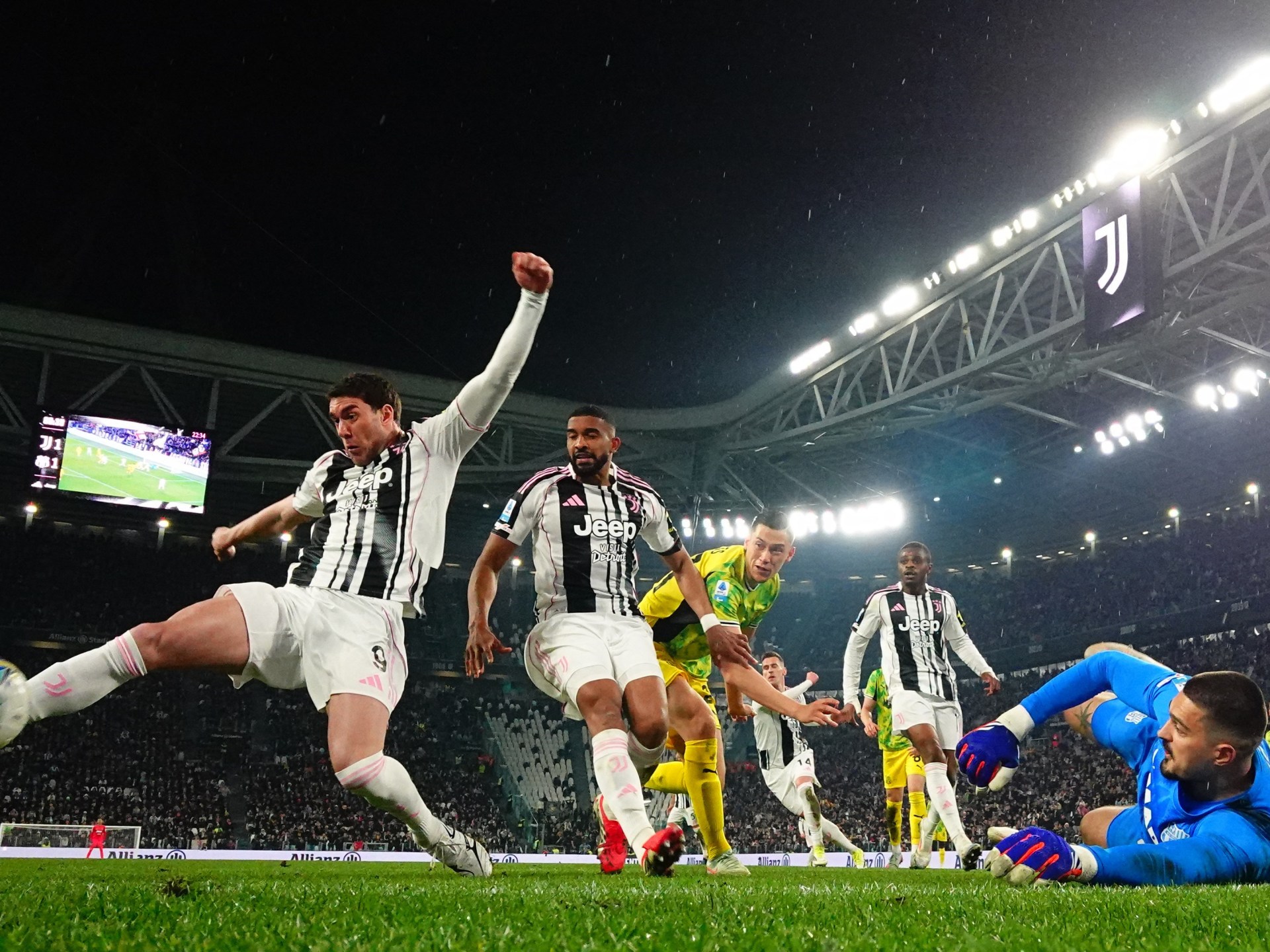 بالفيديو.. تعثر كومو يعيد يوفنتوس بقوة إلى صراع دوري أبطال أوروبا