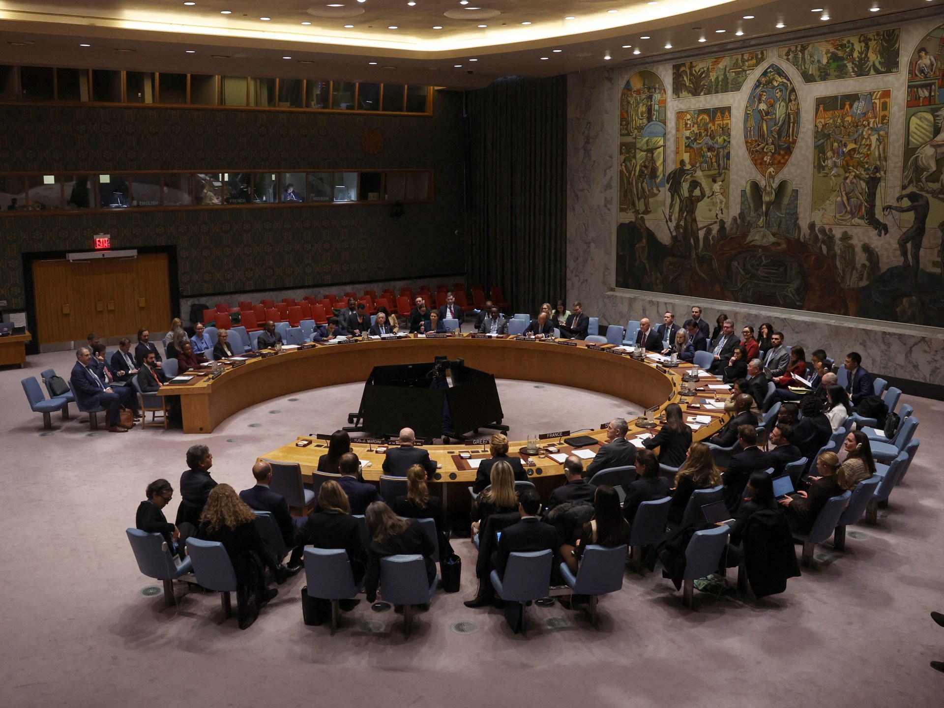 مجلس الأمن يصوّت على مسودة مخففة لإعادة فتح مضيق هرمز