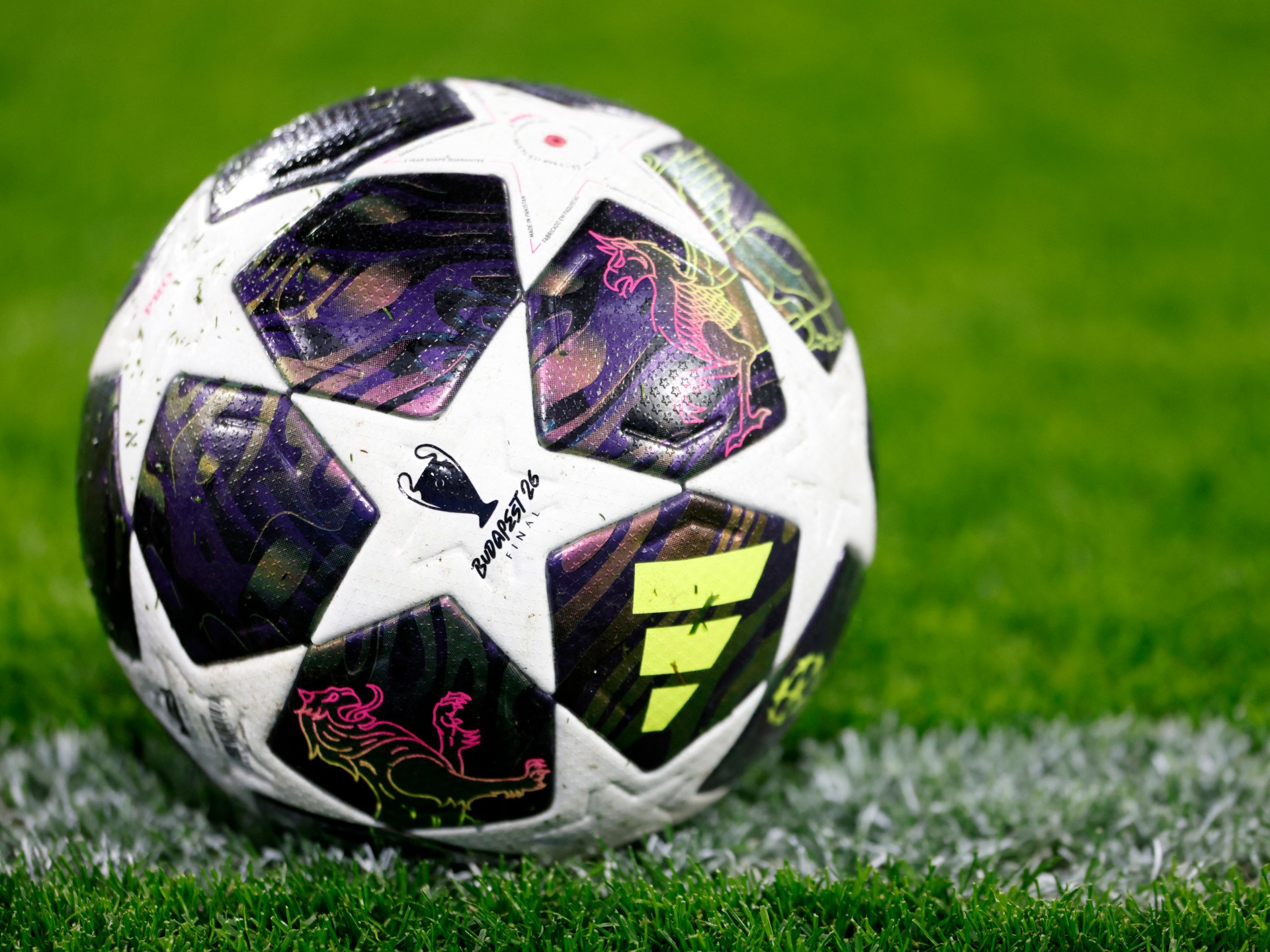 بعد 25 عاما.. تغيير كرة مباريات دوري أبطال أوروبا