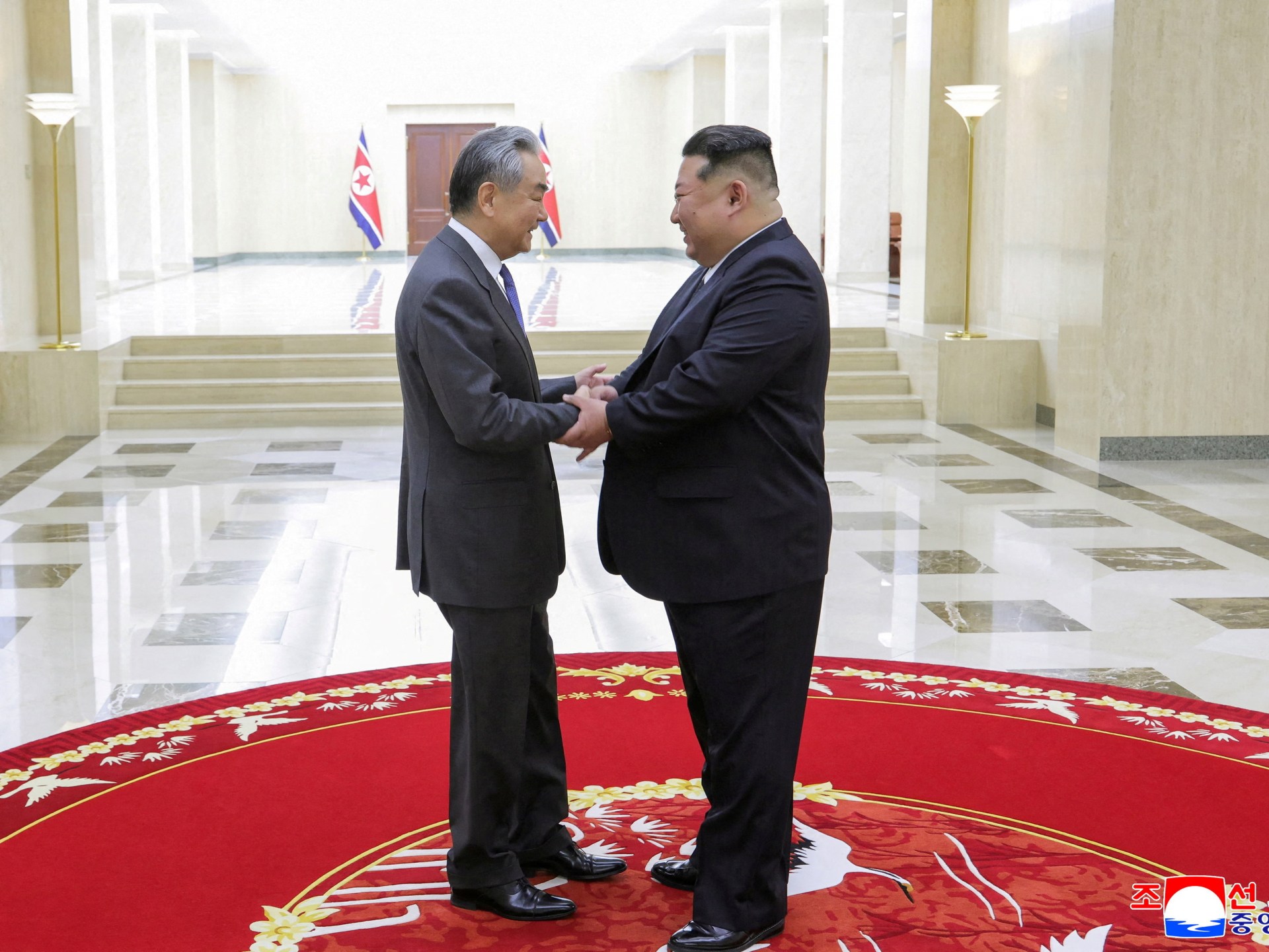 كيم يعلن دعمه مساعي الصين نحو "عالم متعدد الأقطاب"