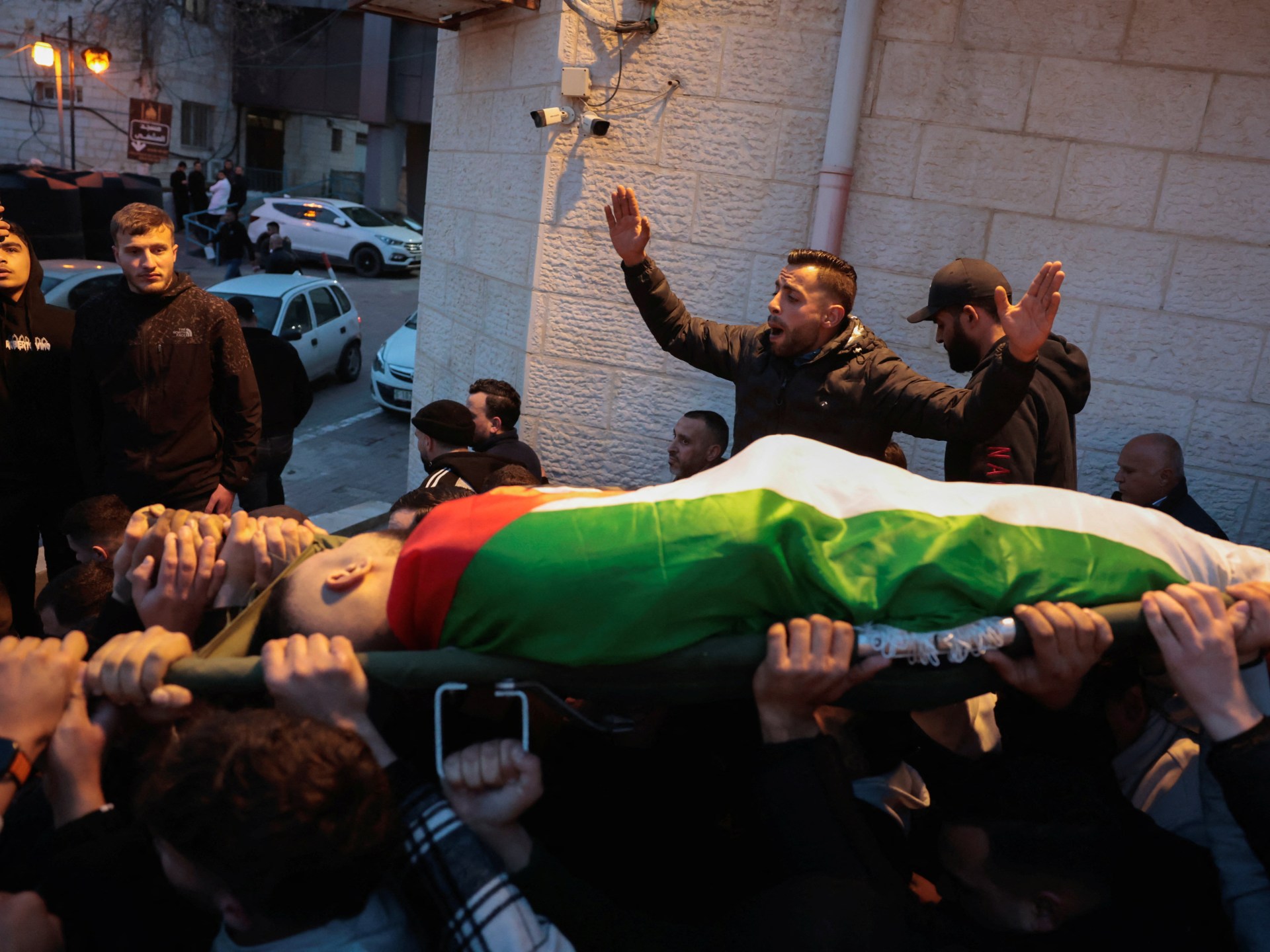 8 شهداء بغزة والضفة اليوم وحماس تدعو لردع المستوطنين