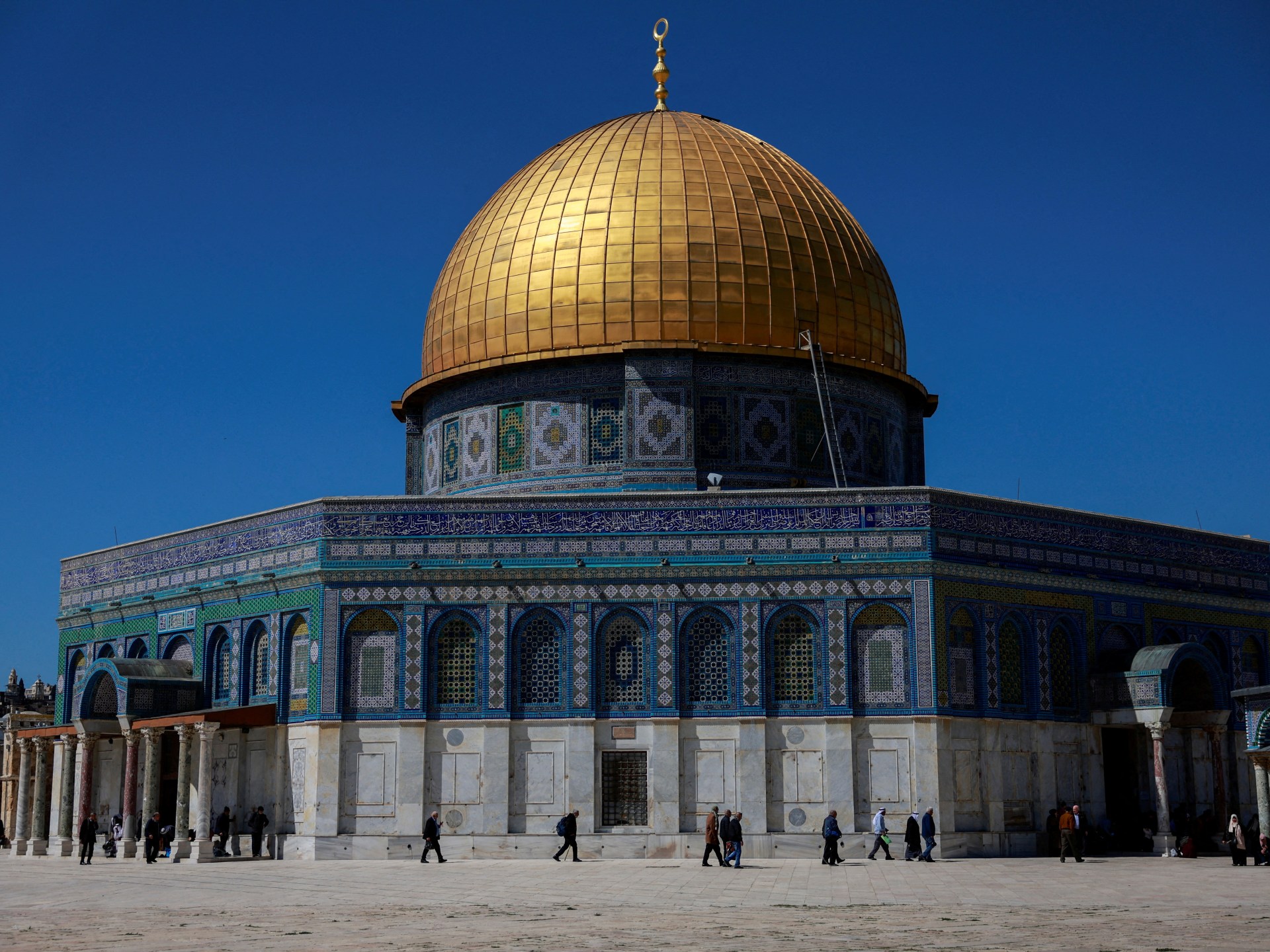 الرئاسة الفلسطينية تدين اقتحام بن غفير للأقصى وحماس تطالب بتحرك عاجل