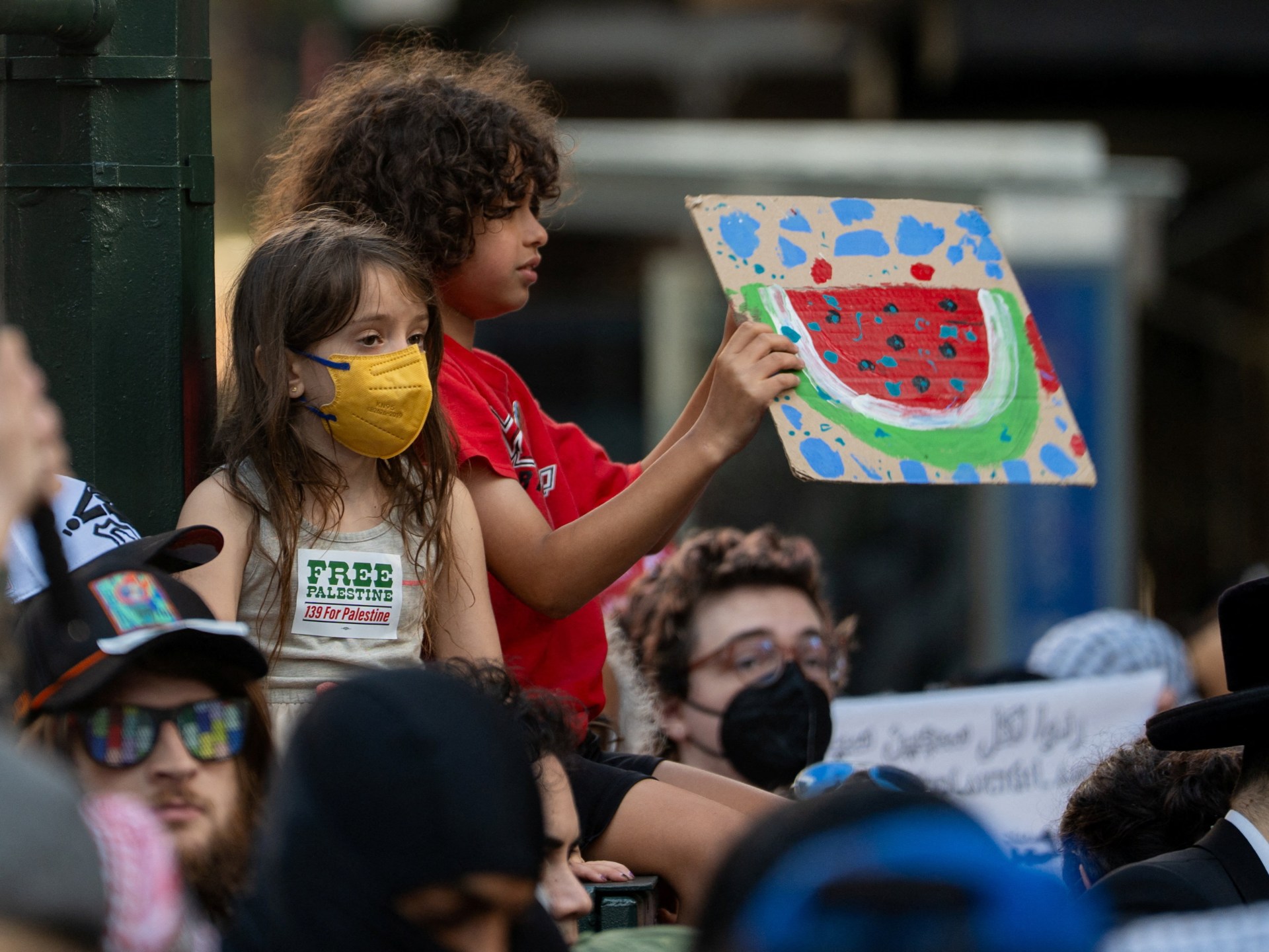 بسبب تأييد فلسطين.. تحقيق أمريكي في شكاوى تمييز بمدارس نيويورك