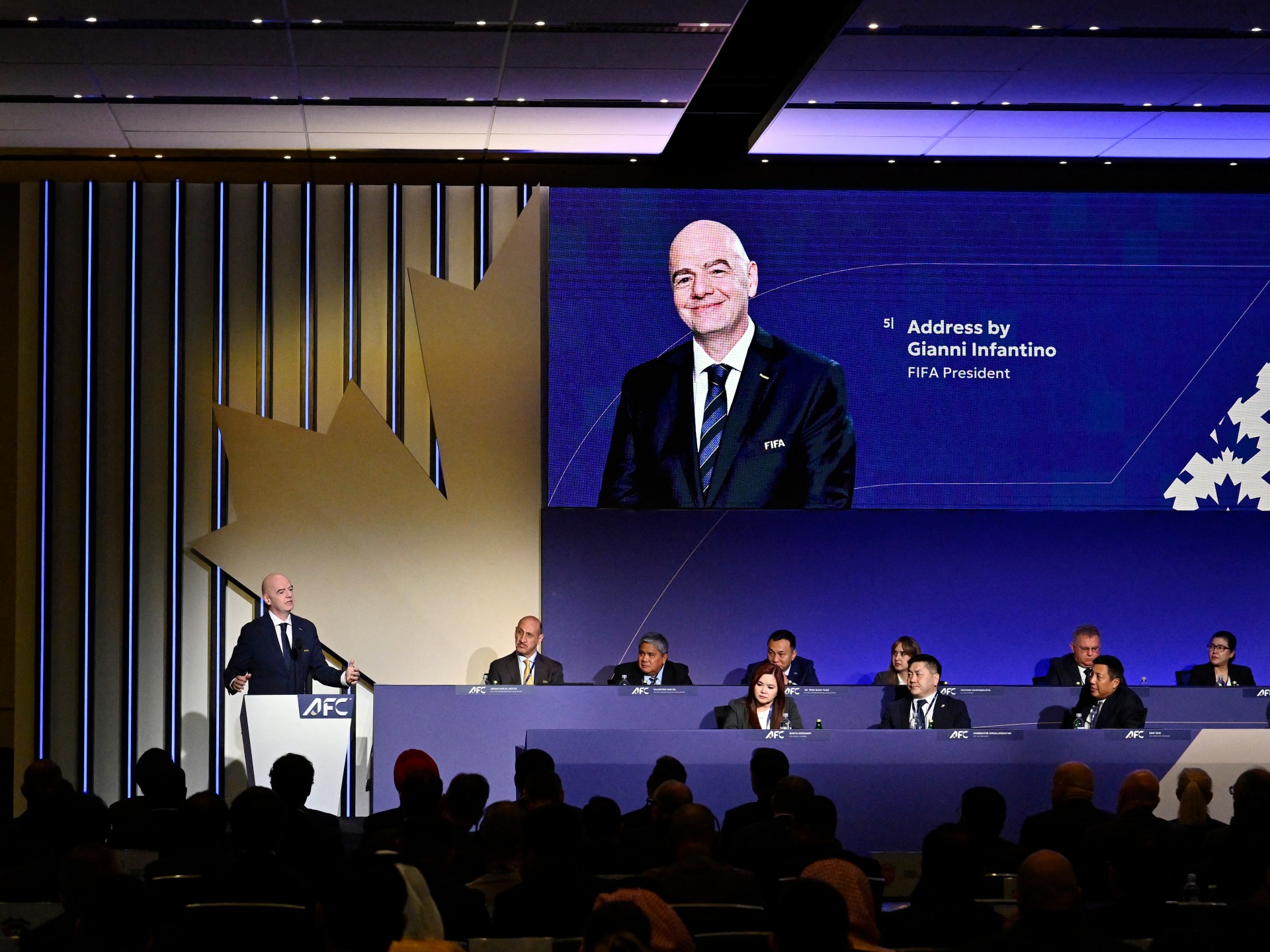 لماذا قاطع الوفد الإيراني لكرة القدم كونغرس الفيفا؟