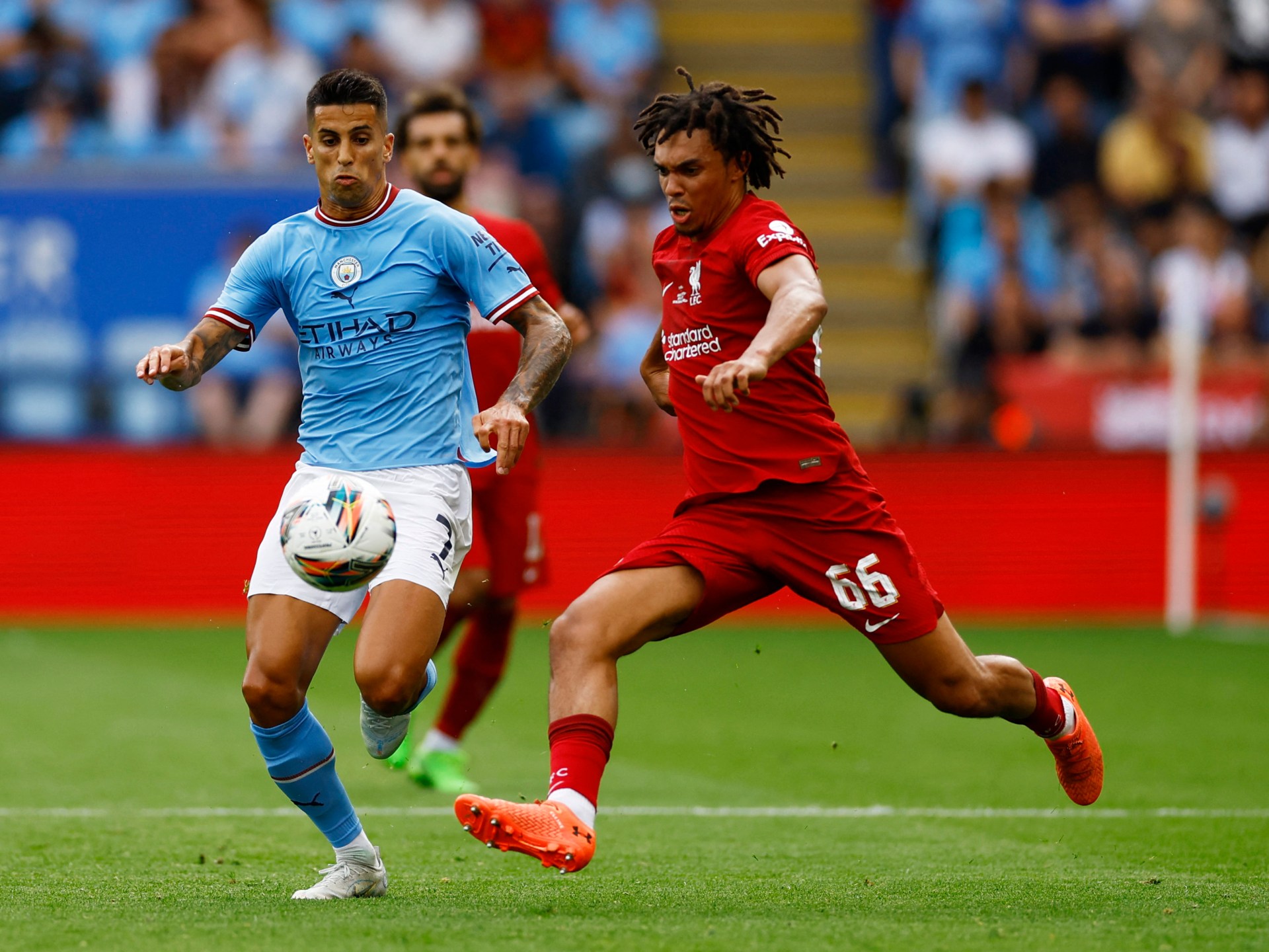 بينهم كانسيلو وألونسو.. كيف أضعفت "حمى الهجوم" فنون الدفاع الكلاسيكية؟