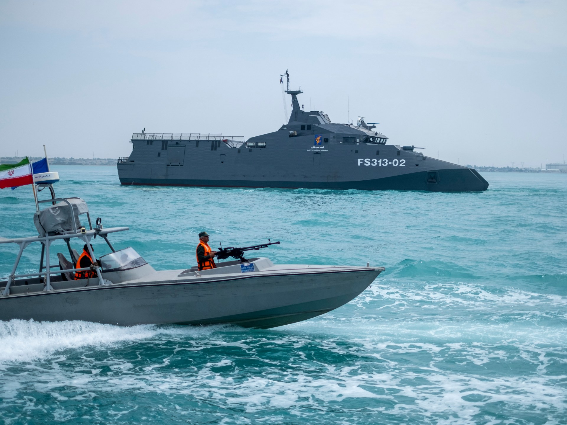 لماذا يمثل "أسطول البعوض" الإيراني تهديدا خطيرا في مضيق هرمز؟