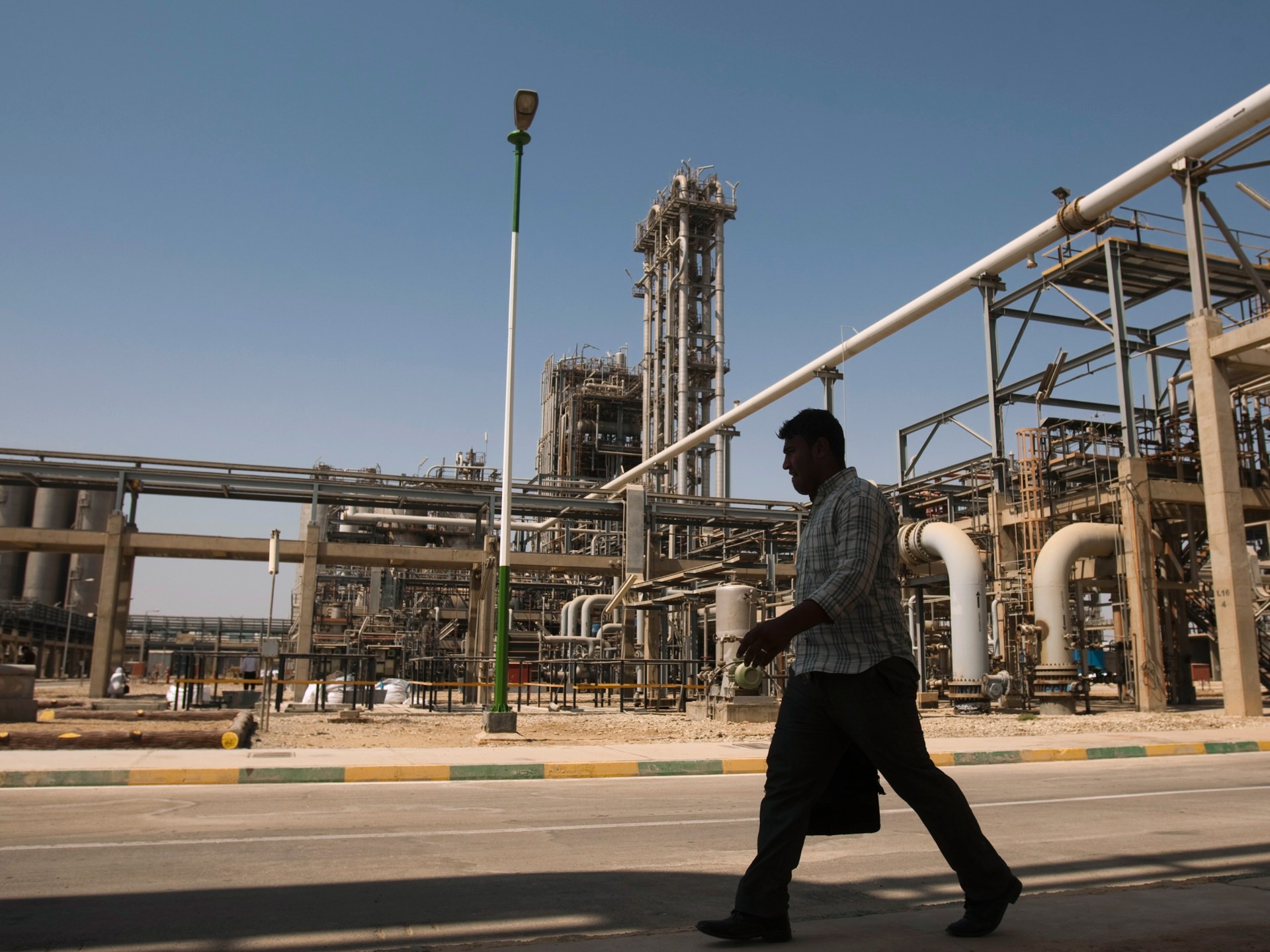 إيران توقف صادراتها البتروكيماوية لتأمين السوق المحلية