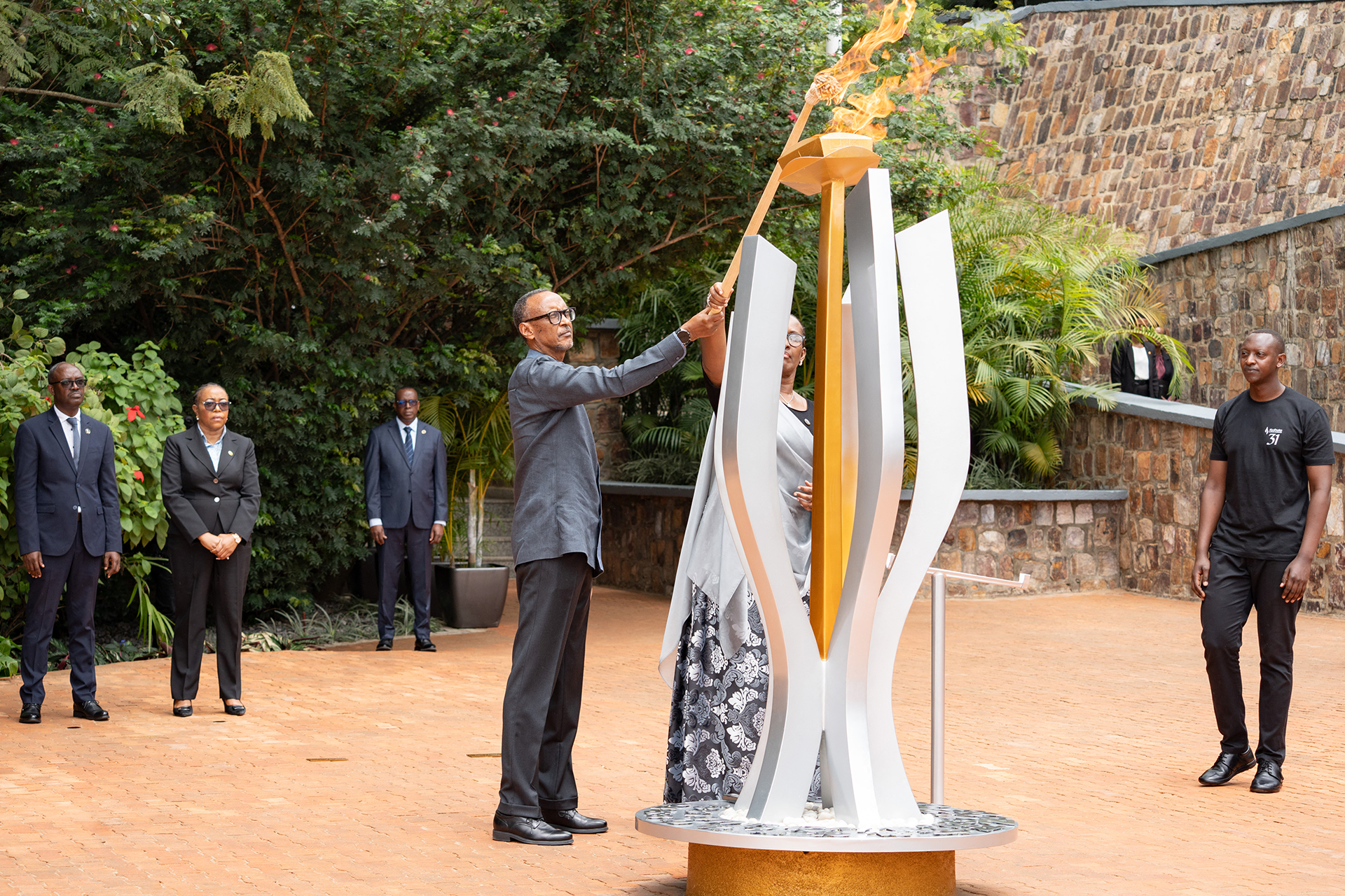 100 يوم من القتل.. كاغامي يعظ في ذكرى إبادة التوتسي