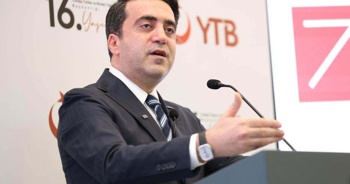 رئيس "شؤون الأتراك بالخارج": برامج المنح التركية يربطنا بـ170 دولة