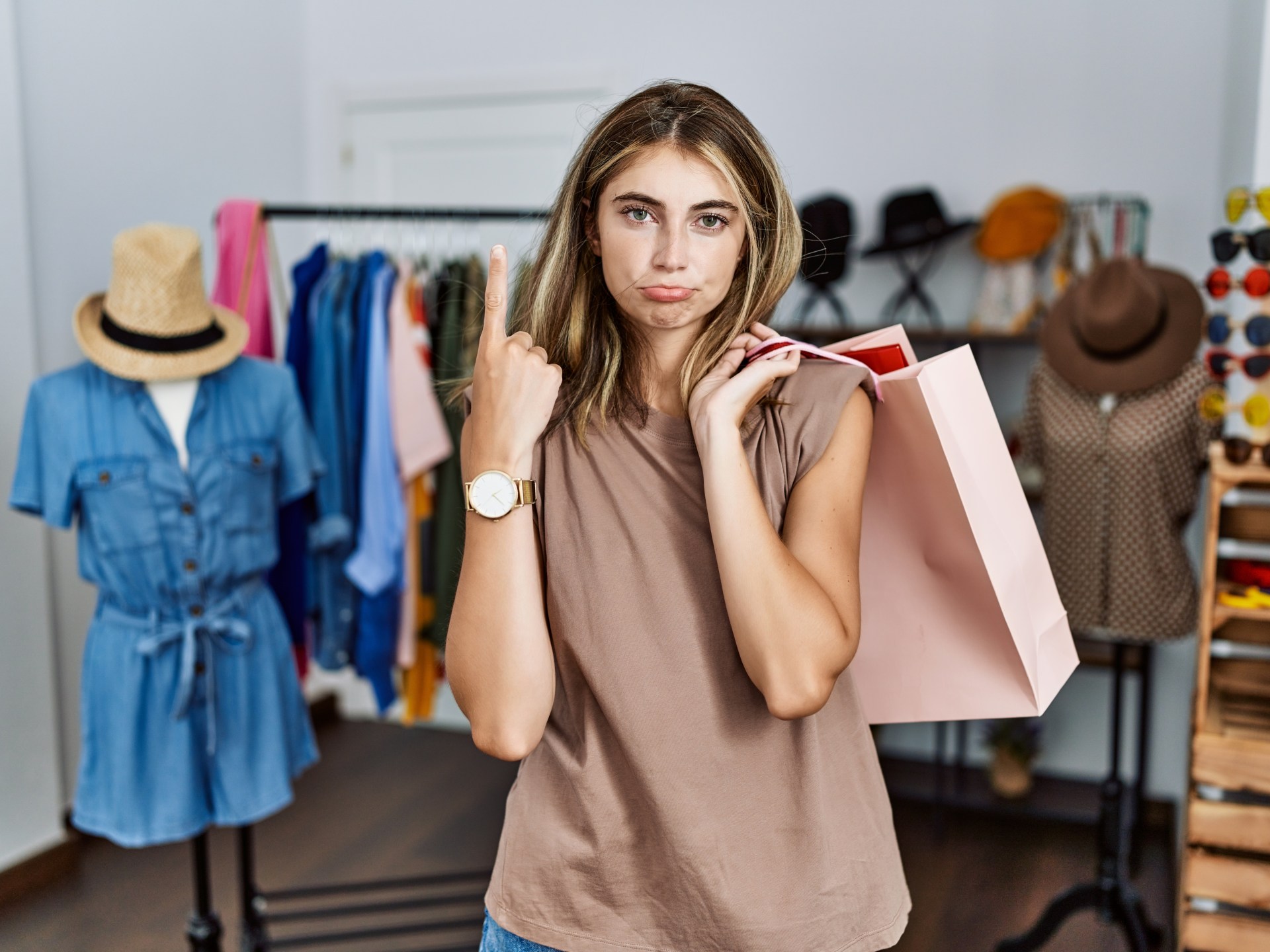 سجن الوفرة.. لماذا نغرق في الخيارات ونعجز عن السعادة؟