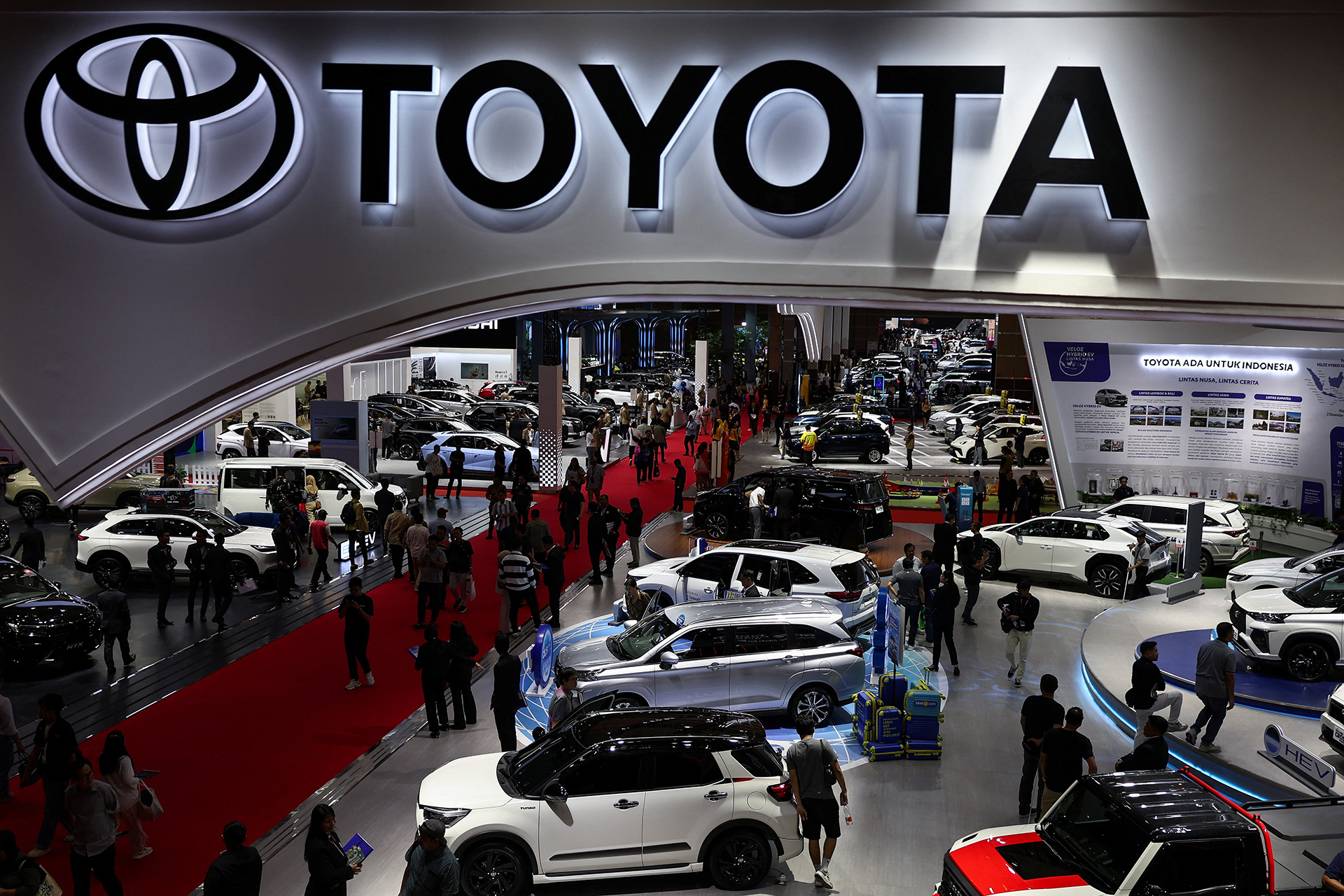 الشاحنات تهيمن مجددا.. سباق المبيعات في 2026 يعيد ترتيب السوق