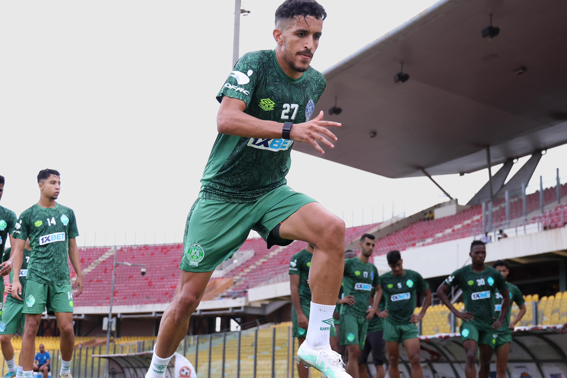بالفيديو.. الرجاء يستغل تعثر "النمور" ويقتنص صدارة الدوري المغربي