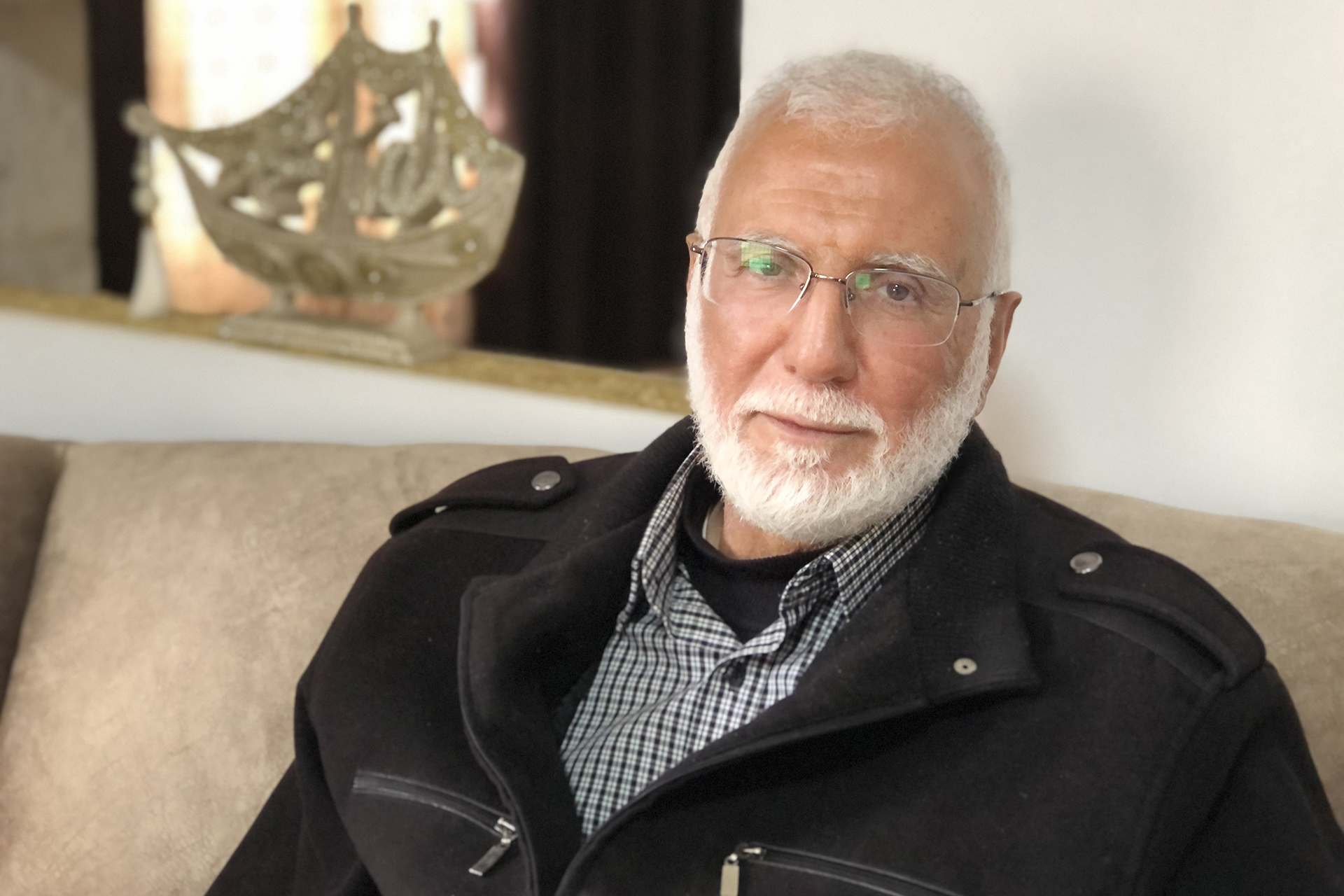 محمد أبو طير.. رحلة 44 عاما في سجون الاحتلال
