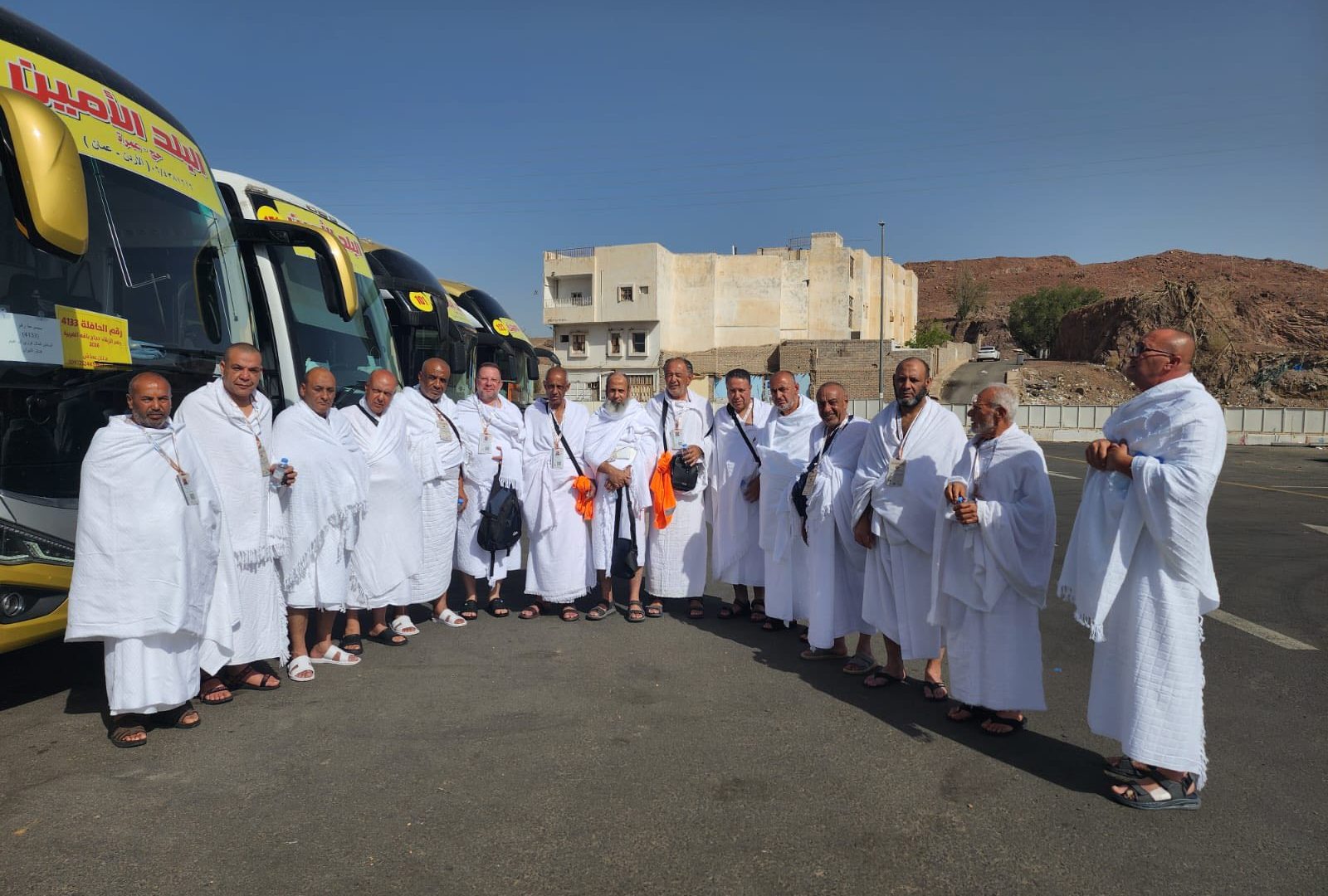 الجواز الإسرائيلي لا يطوف بالكعبة.. كيف ينظم الأردن حج فلسطينيي 1948؟