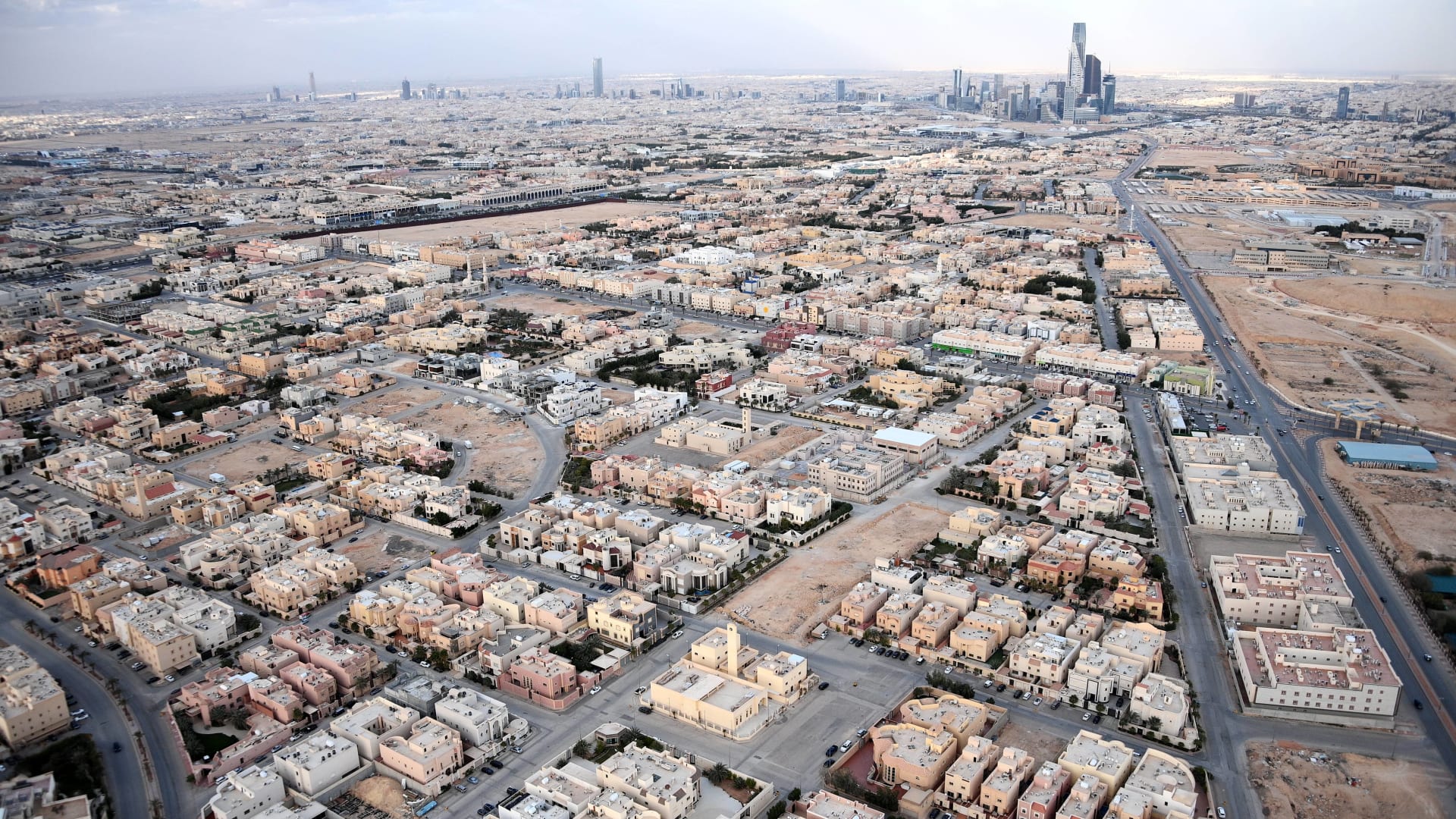 "نحره بالسكين".. داخلية السعودية تعلن إعدام مواطن في مكة أُدين بقتل والده