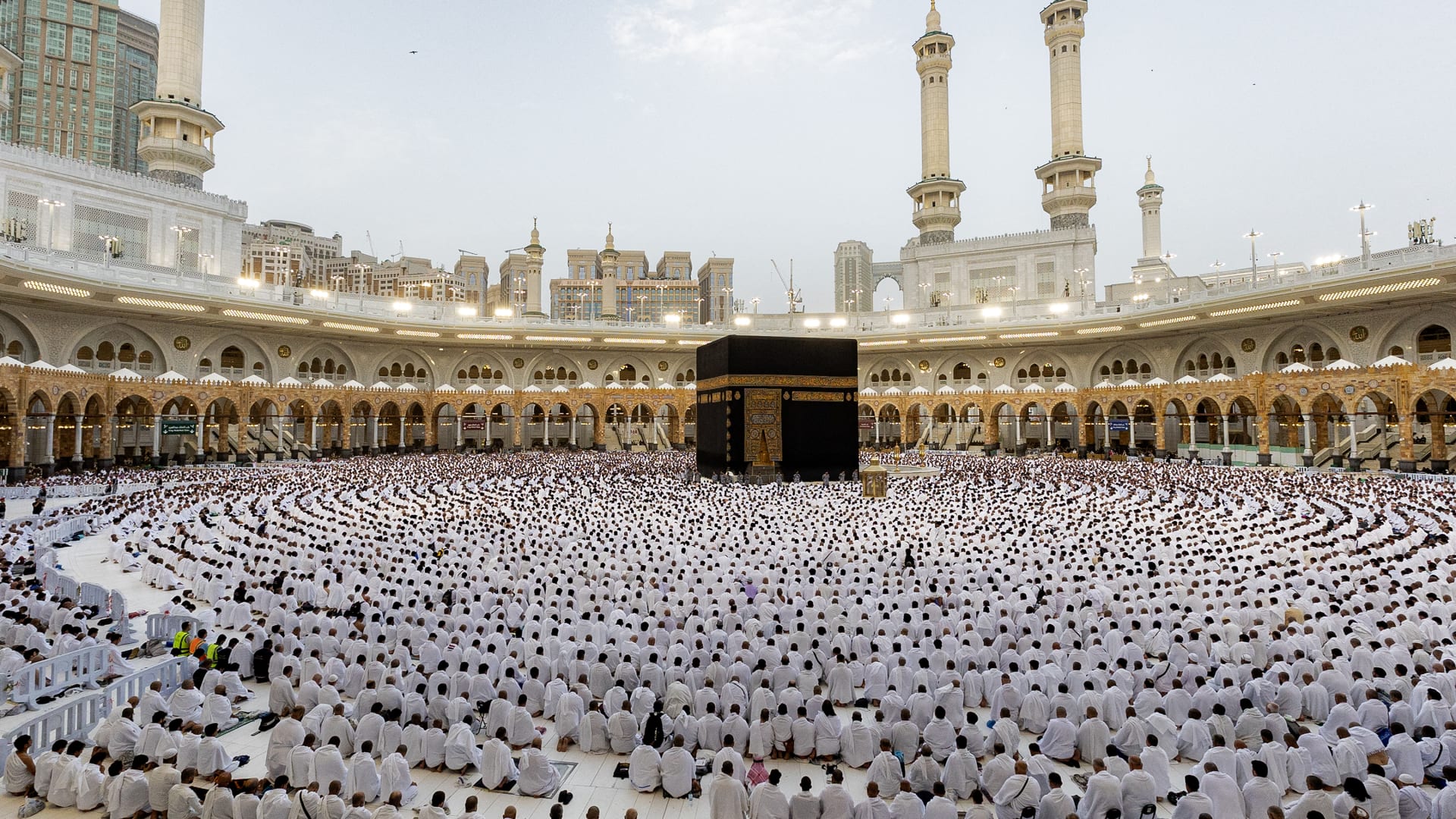 السعودية.. الداخلية تحدد عقوبات "رادعة" بحق مخالفي أنظمة وتعليمات الحج.. ما هي؟
