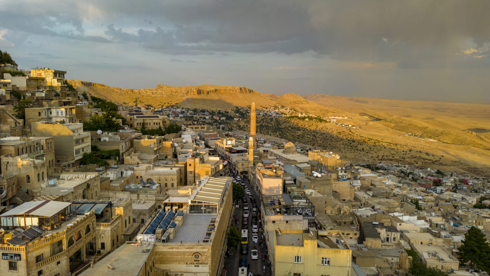 فيديو متداول بزعم "وفاة عائلة سعودية في نجران جراء موجة حر".. هذه حقيقته