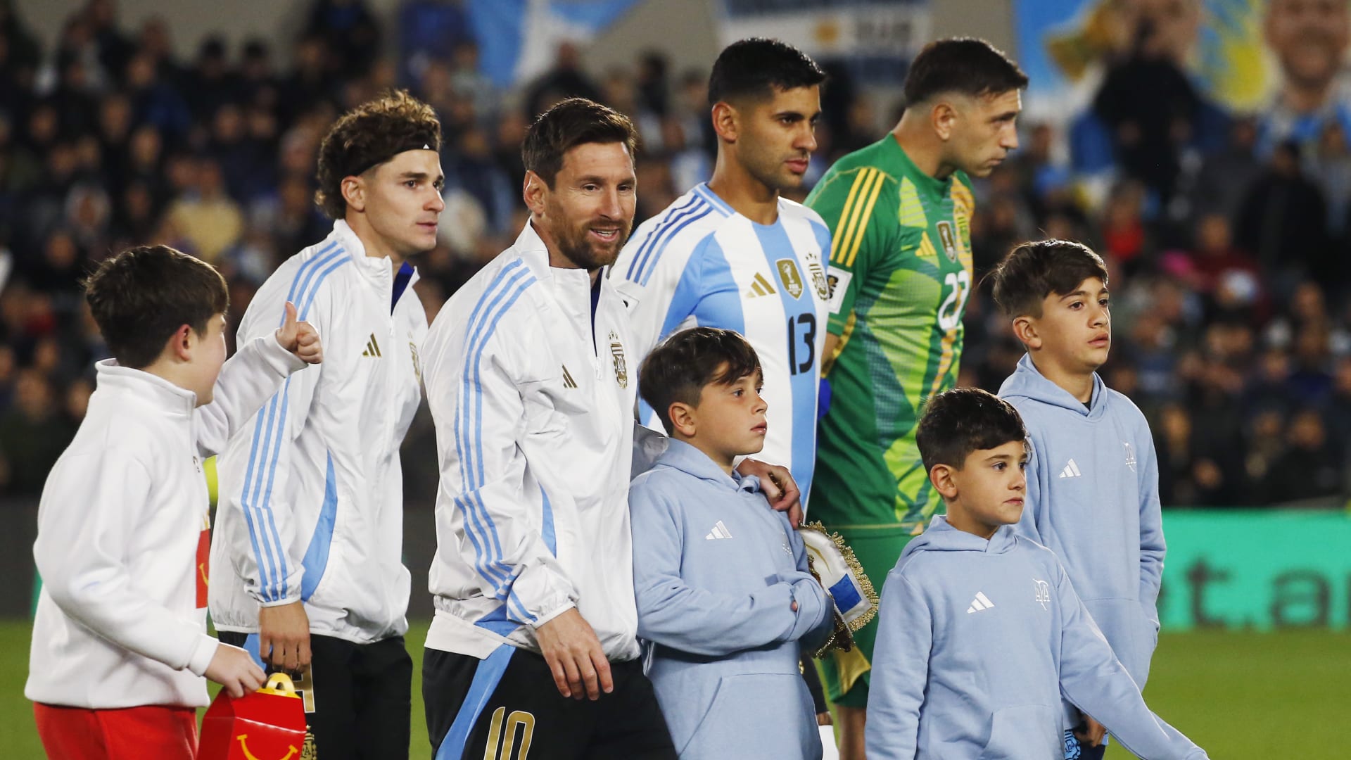 منتخب الأرجنتين يعلن عن قائمته الأولية في كأس العالم.. من أبرز الغائبين؟